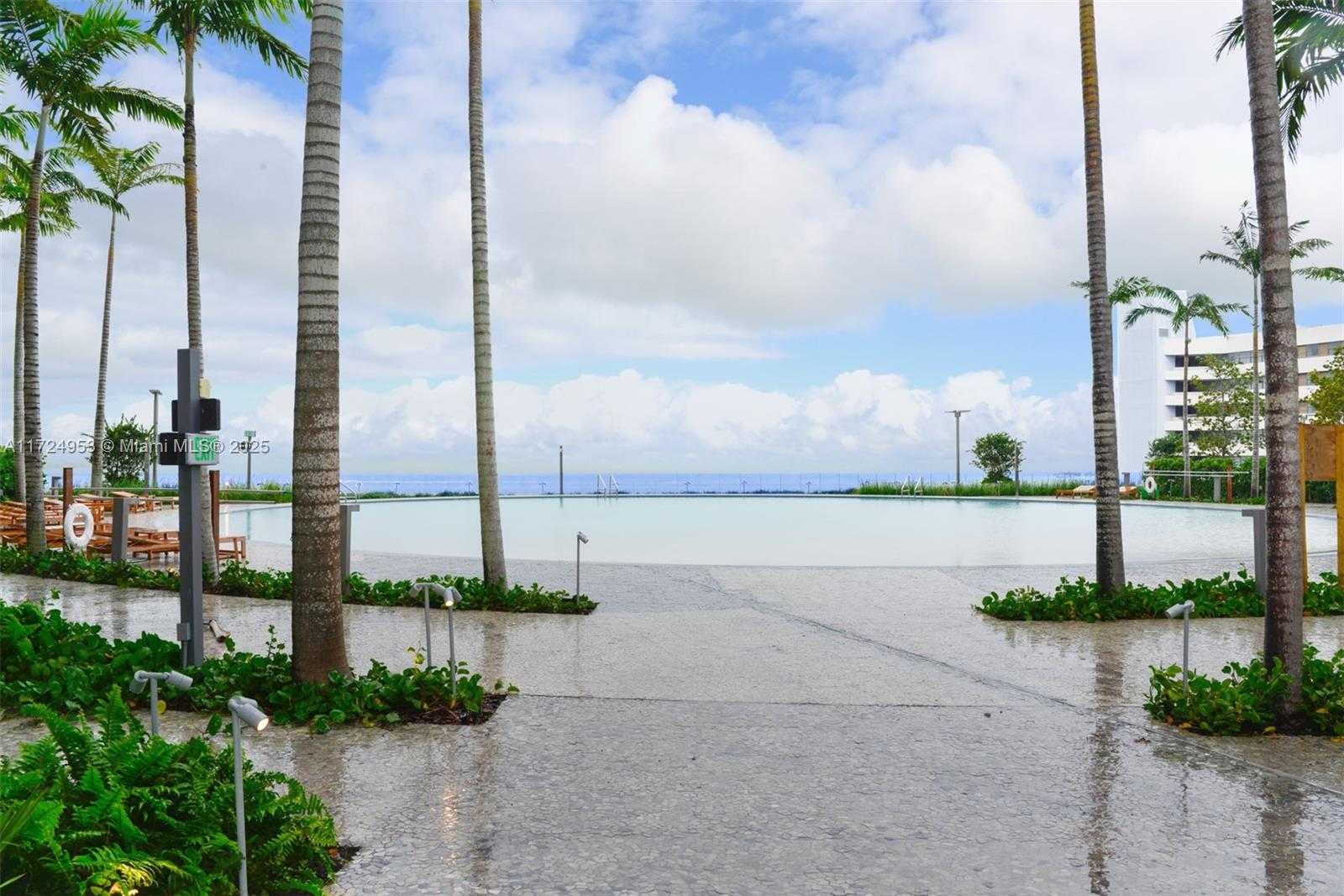 Small Image of 650 NORTH EAST 32 ST #2703, Miami Number 43