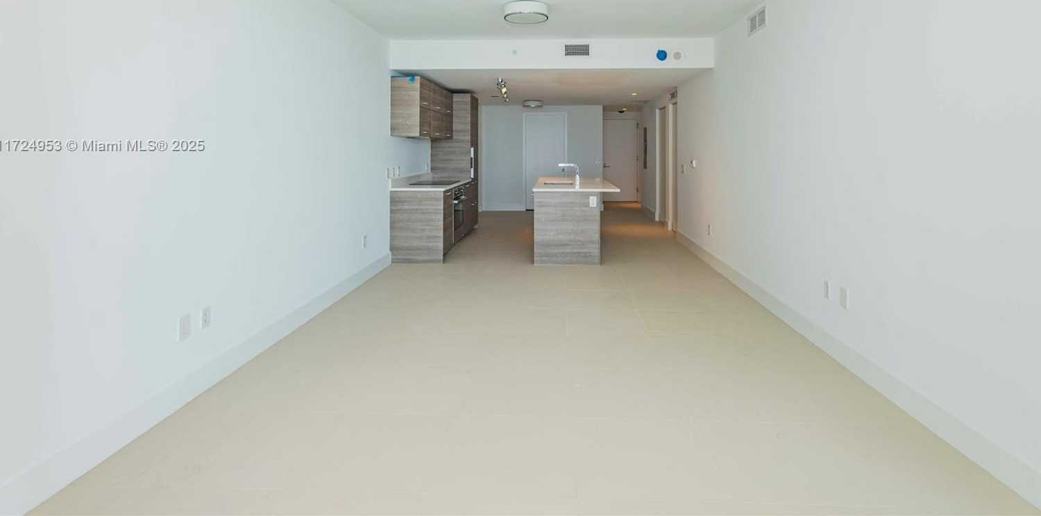 Small Image of 650 NORTH EAST 32 ST #2703, Miami Number 9