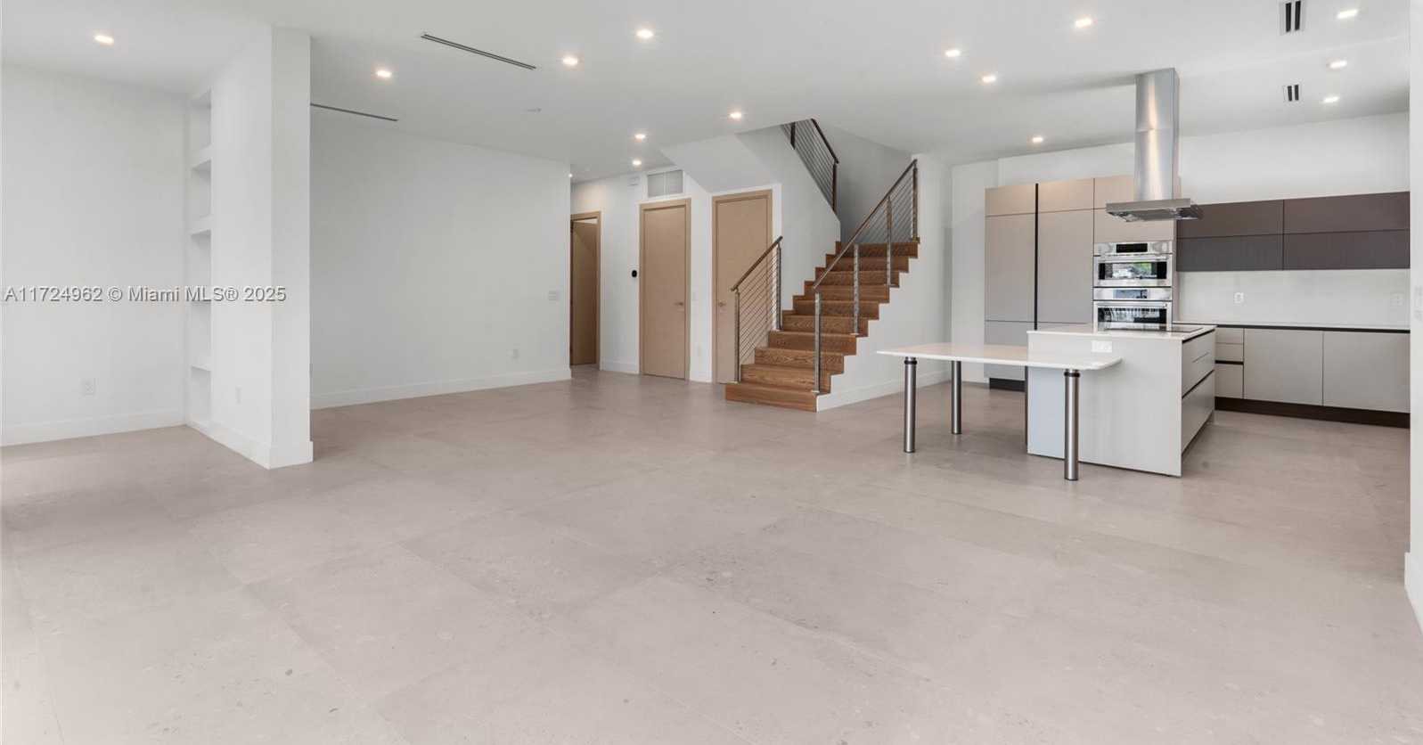 Small Image of 724 SOUTH WEST 8TH WAY #724, Fort Lauderdale Number 13