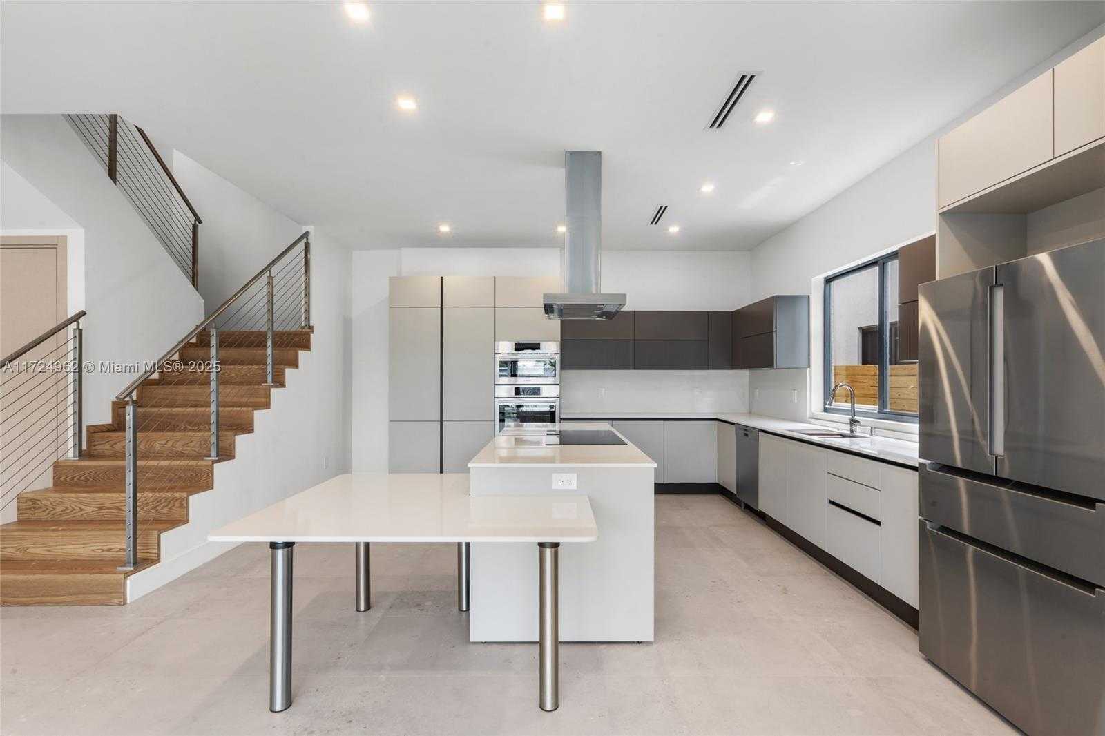 Small Image of 724 SOUTH WEST 8TH WAY #724, Fort Lauderdale Number 18