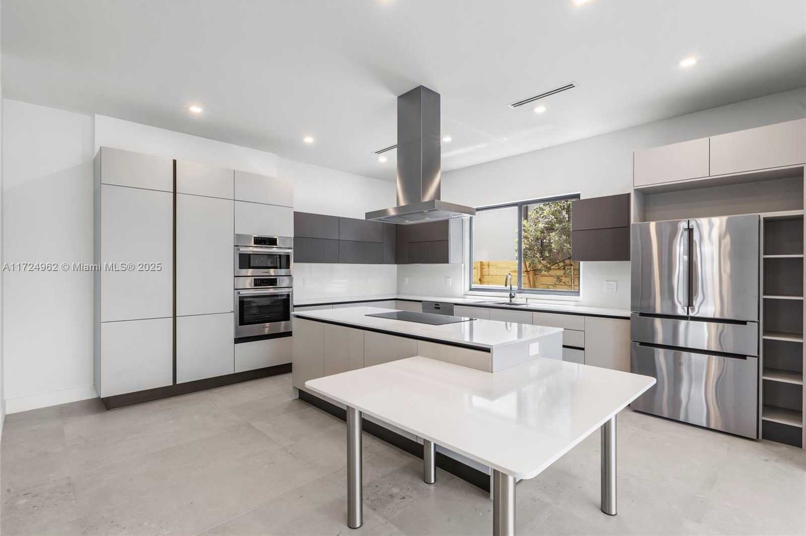 Small Image of 724 SOUTH WEST 8TH WAY #724, Fort Lauderdale Number 19
