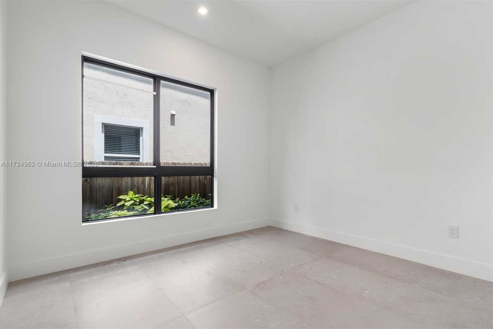 Small Image of 724 SOUTH WEST 8TH WAY #724, Fort Lauderdale Number 29