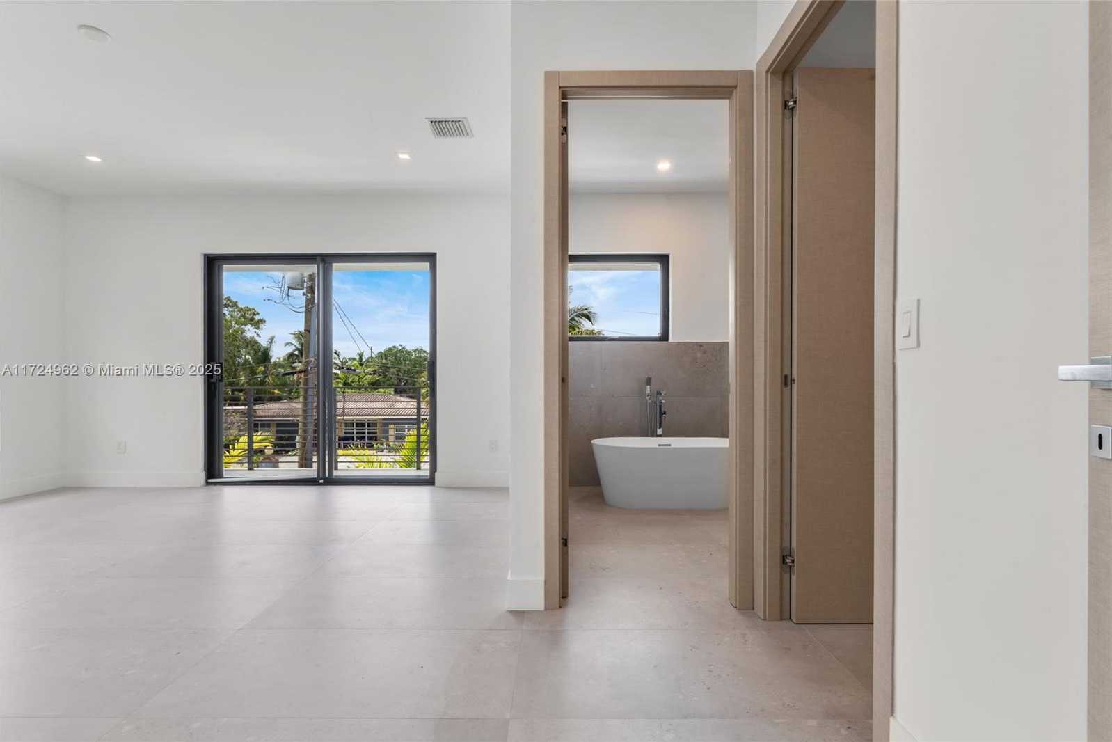 Small Image of 724 SOUTH WEST 8TH WAY #724, Fort Lauderdale Number 36
