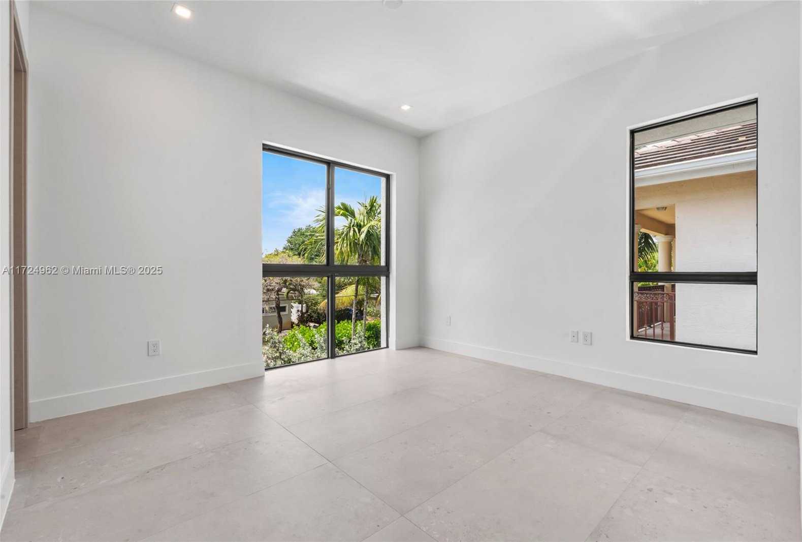 Small Image of 724 SOUTH WEST 8TH WAY #724, Fort Lauderdale Number 54