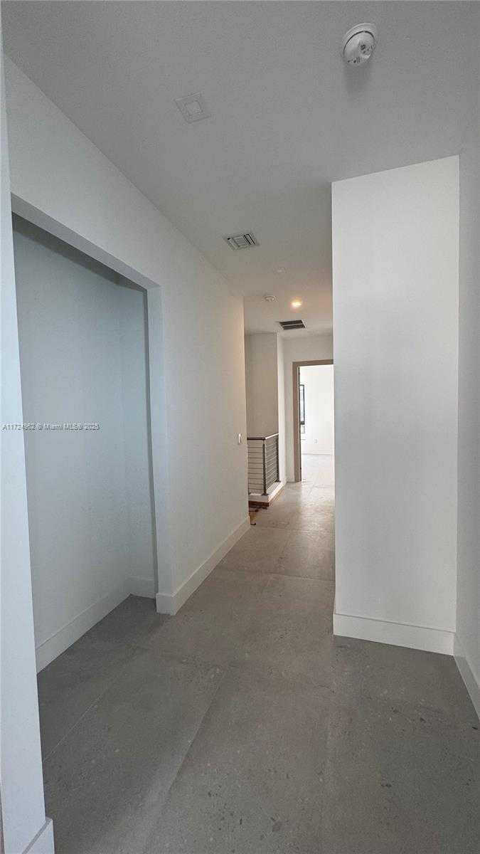 Small Image of 724 SOUTH WEST 8TH WAY #724, Fort Lauderdale Number 67