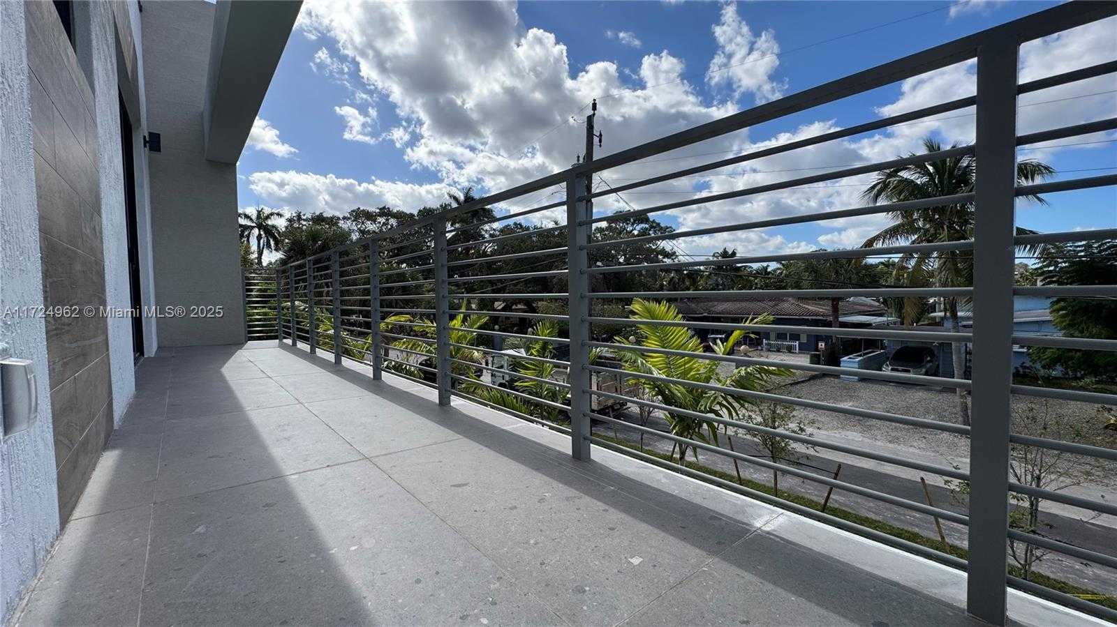 Small Image of 724 SOUTH WEST 8TH WAY #724, Fort Lauderdale Number 71