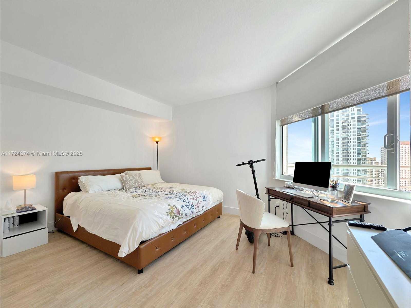 Small Image of 335 SOUTH BISCAYNE BLVD #2905, Miami Number 13
