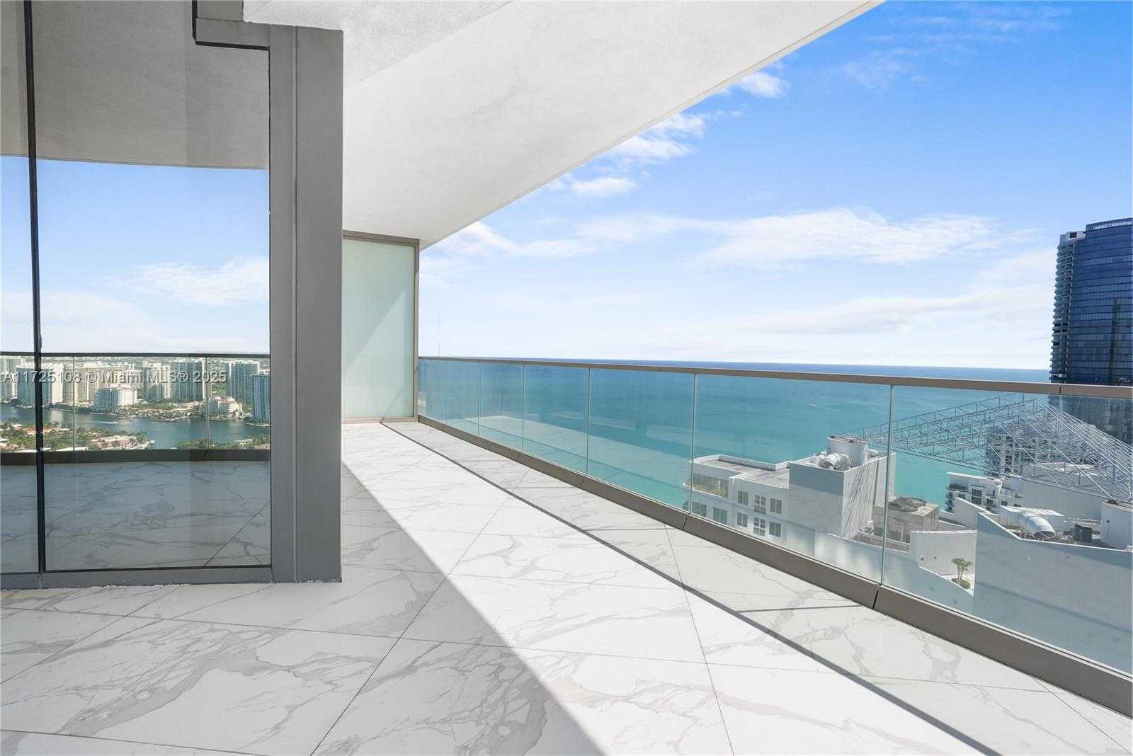 Small Image of 18975 Collins Ave, Sunny Isles Beach, FL 33160, USA Number 28