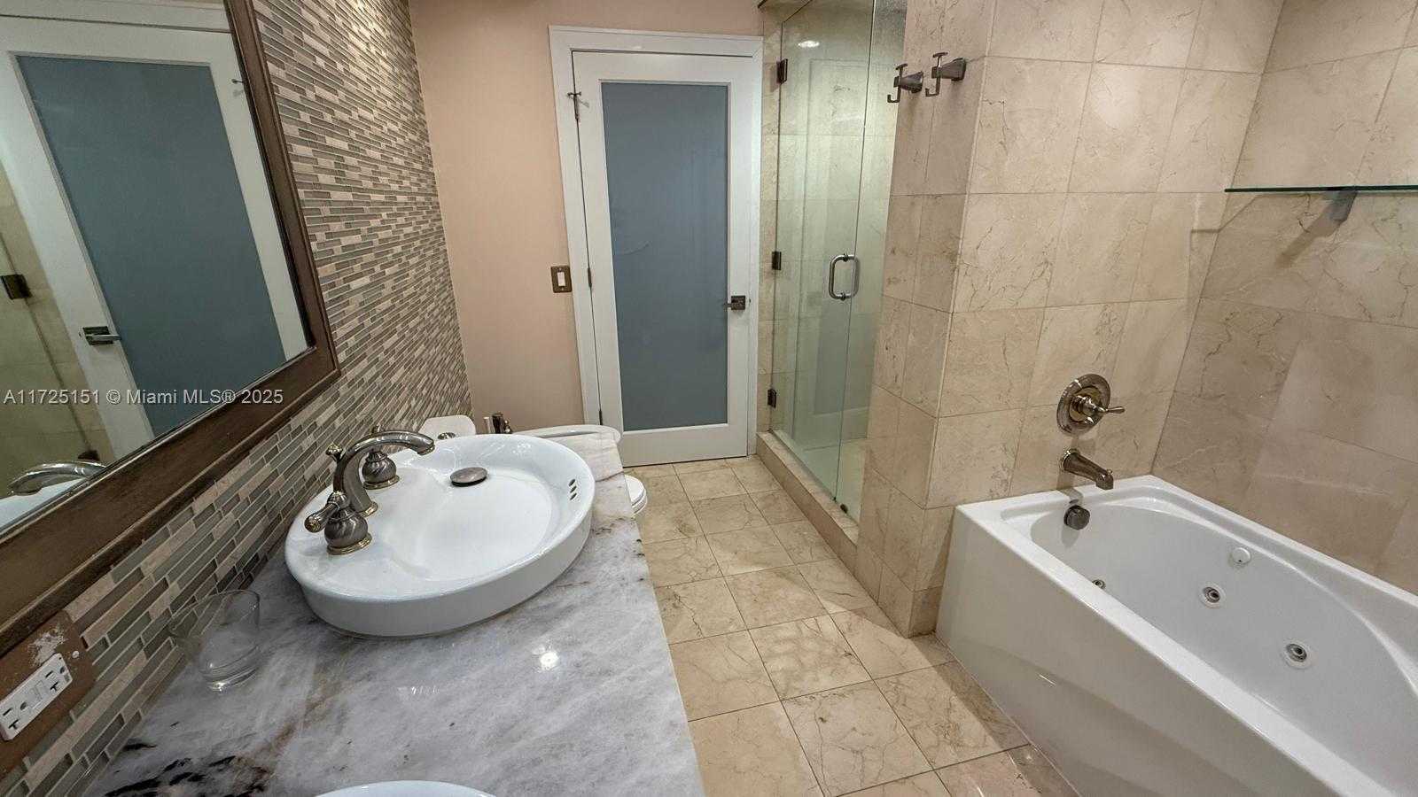 Small Image of 6365 COLLINS AVE #906, Miami Beach Number 10