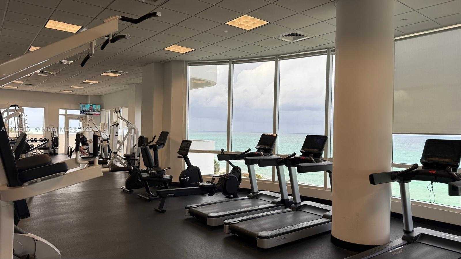 Small Image of 6365 COLLINS AVE #906, Miami Beach Number 16