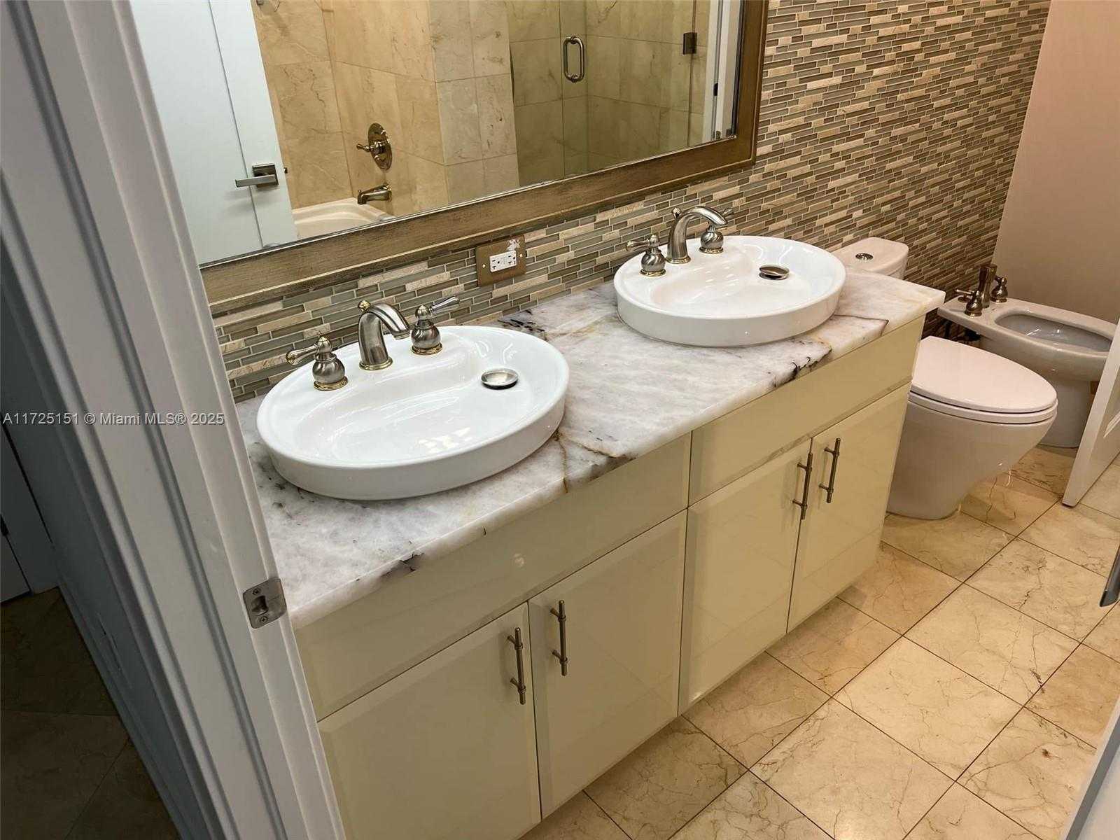 Small Image of 6365 COLLINS AVE #906, Miami Beach Number 25