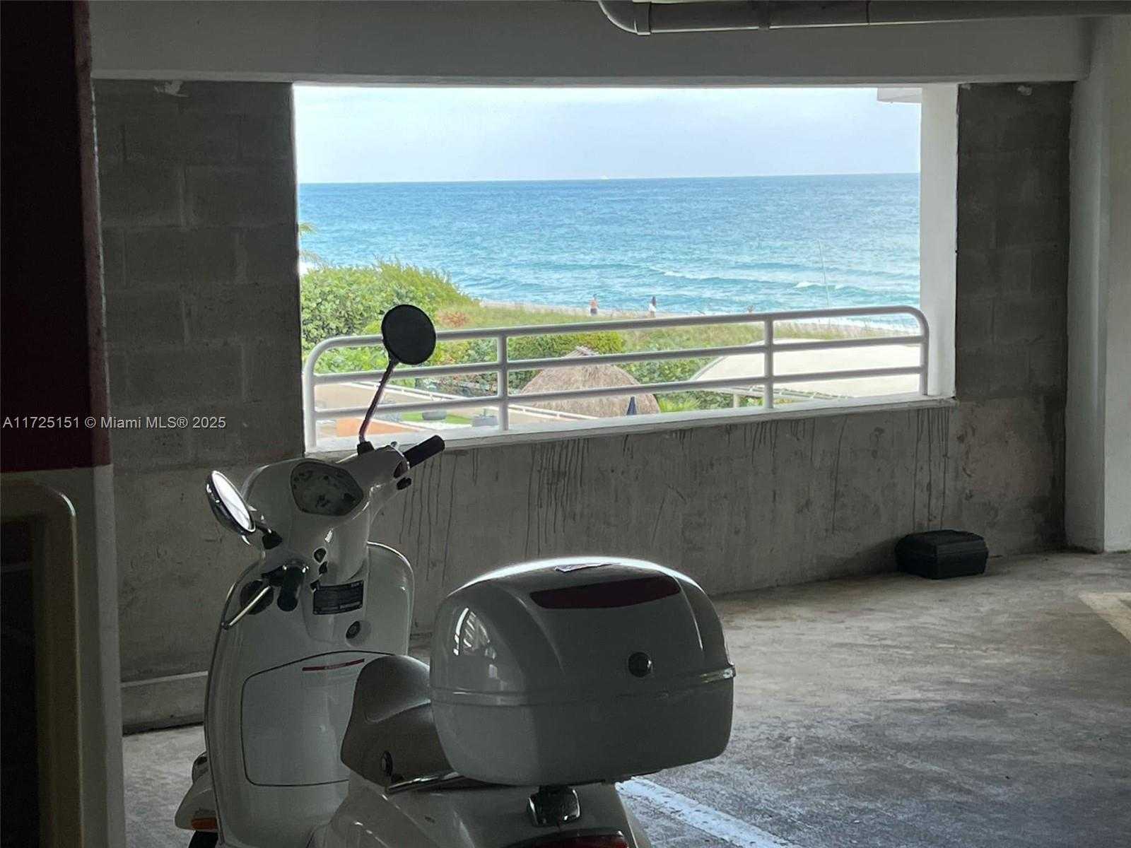 Small Image of 6365 COLLINS AVE #906, Miami Beach Number 27