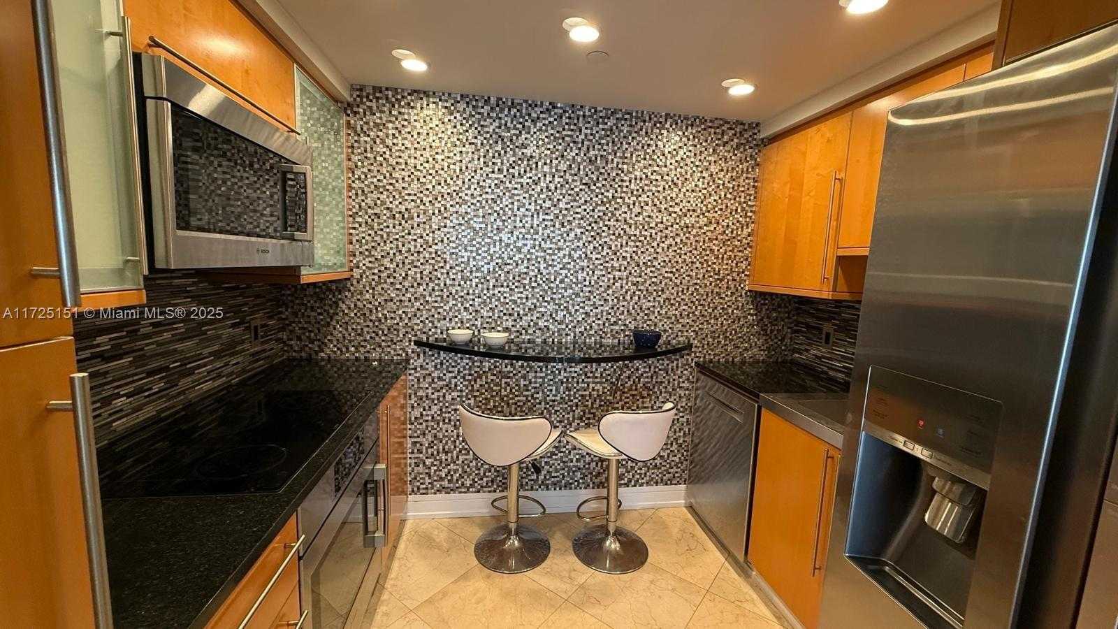 Small Image of 6365 COLLINS AVE #906, Miami Beach Number 5