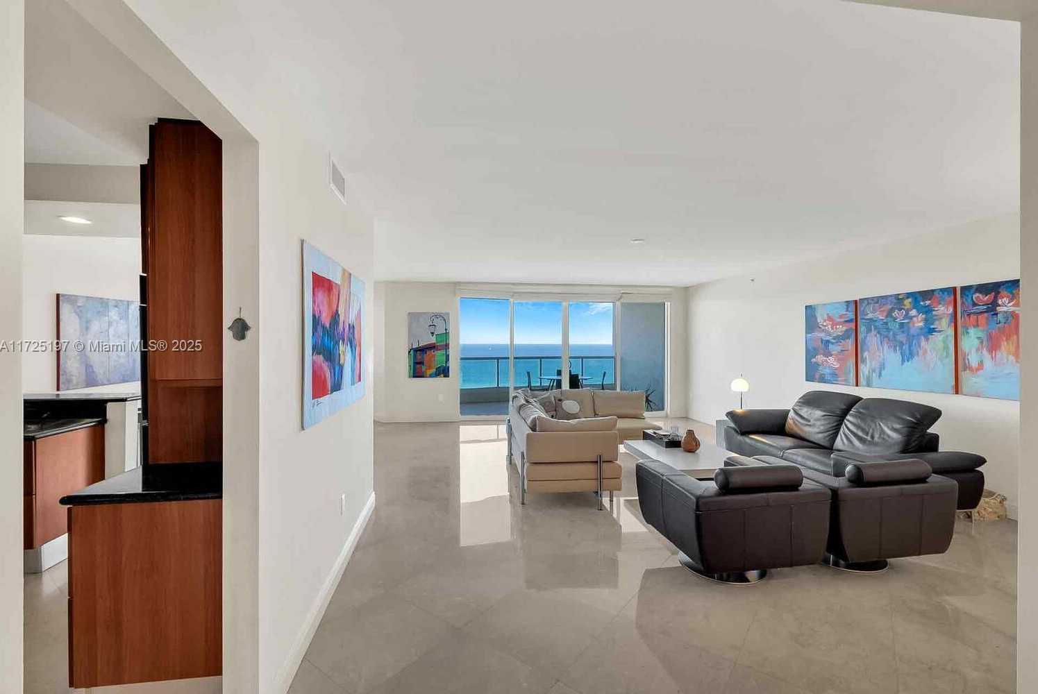 Small Image of 20201 EAST COUNTRY CLUB DR #2705, Aventura Number 4
