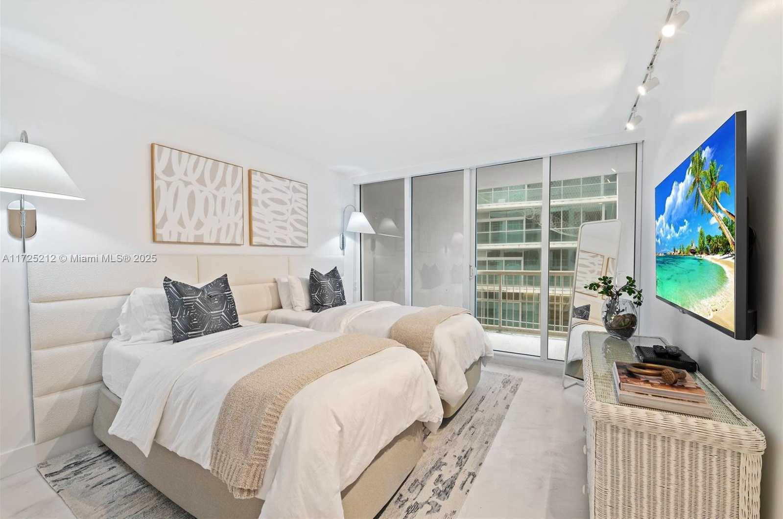 Small Image of 9341 COLLINS AVE #1002, Surfside Number 19
