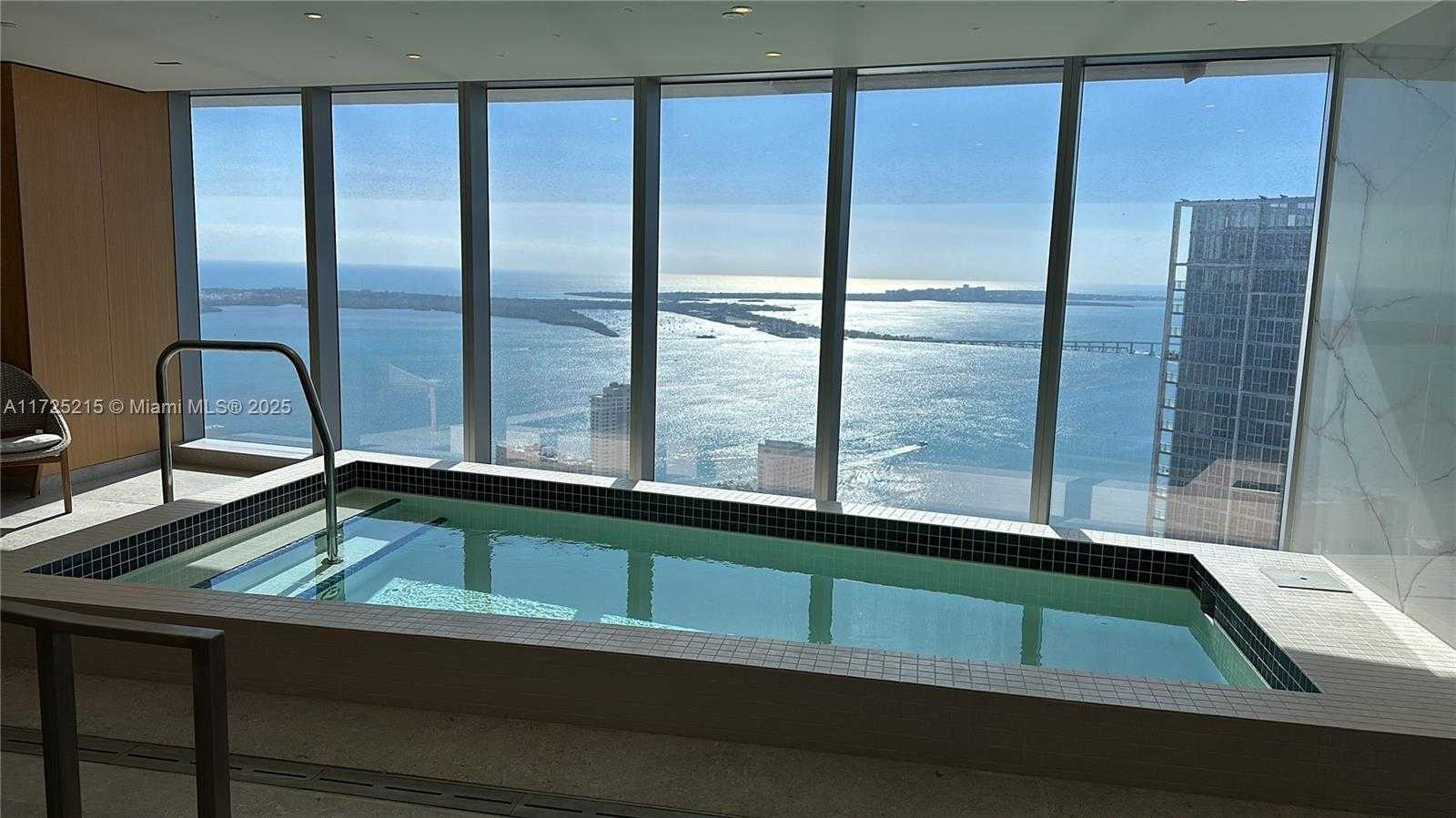 Small Image of 300 BISCAYNE BOULEVARD WAY #3608W, Miami Number 9
