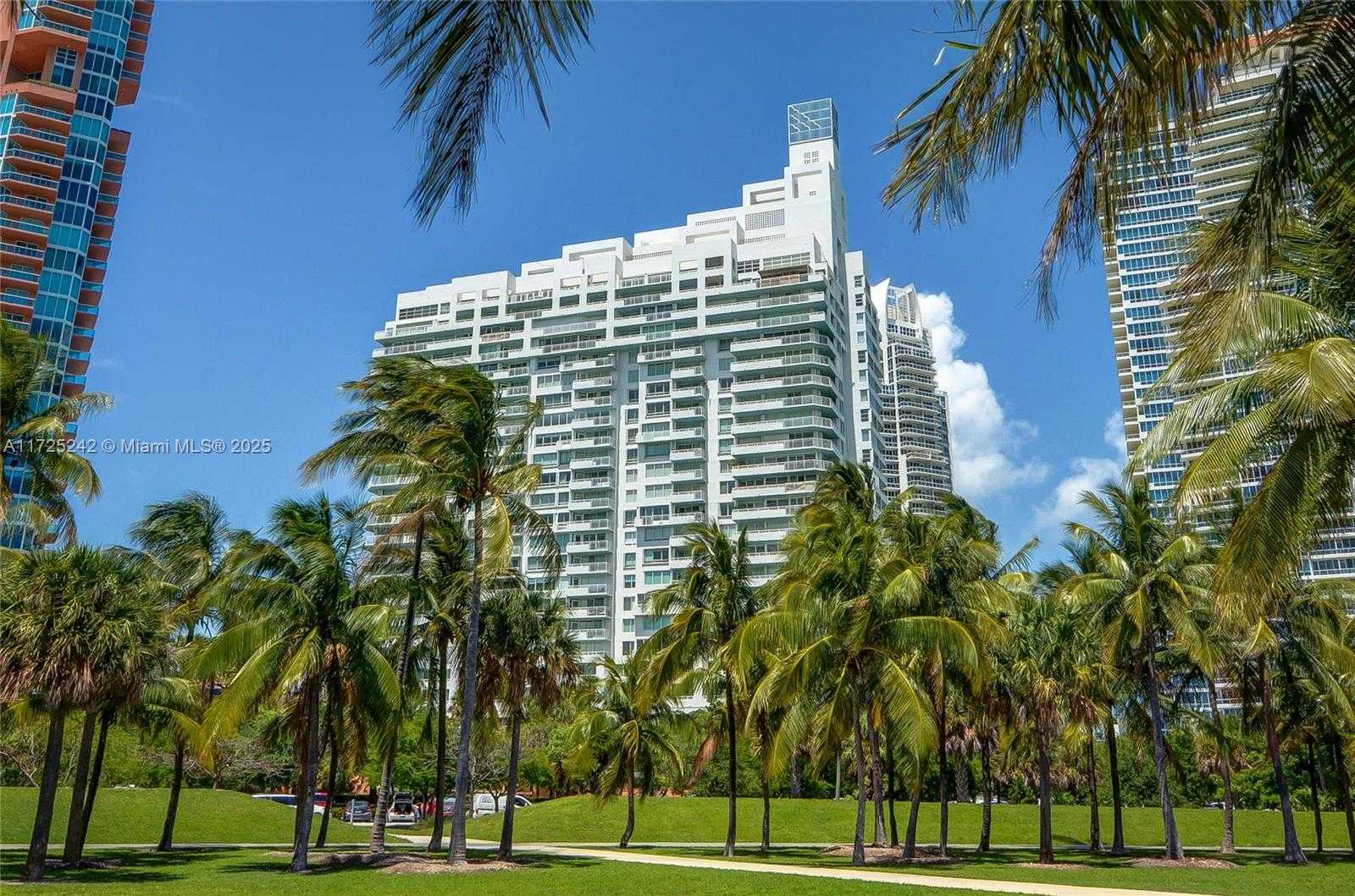 Small Image of 400 SOUTH POINTE DR #1910, Miami Beach Number 43