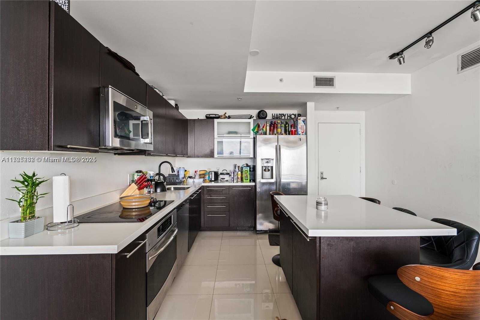 Small Image of 90 SOUTH WEST 3RD ST #2908, Miami Number 2