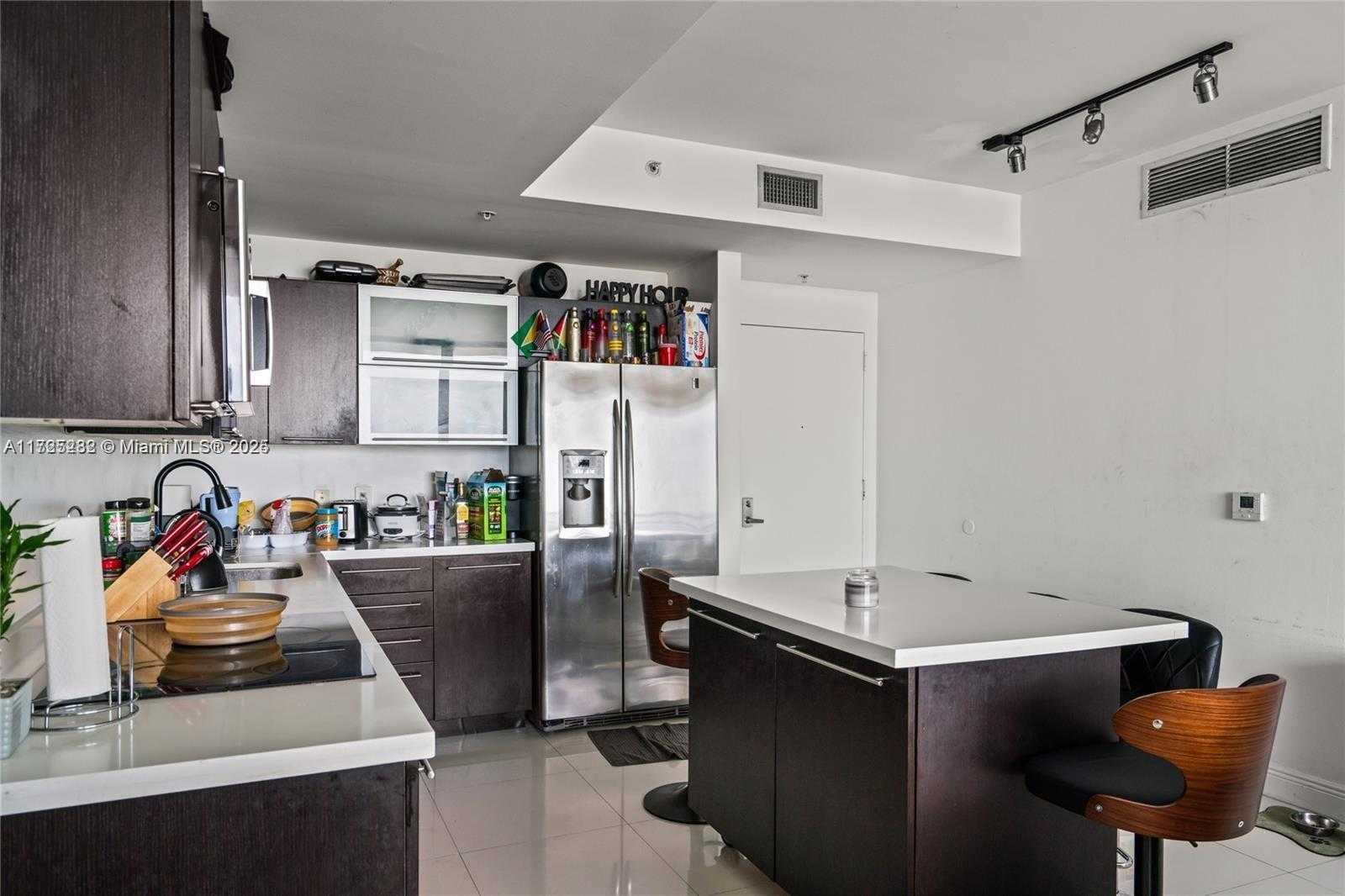 Small Image of 90 SOUTH WEST 3RD ST #2908, Miami Number 3
