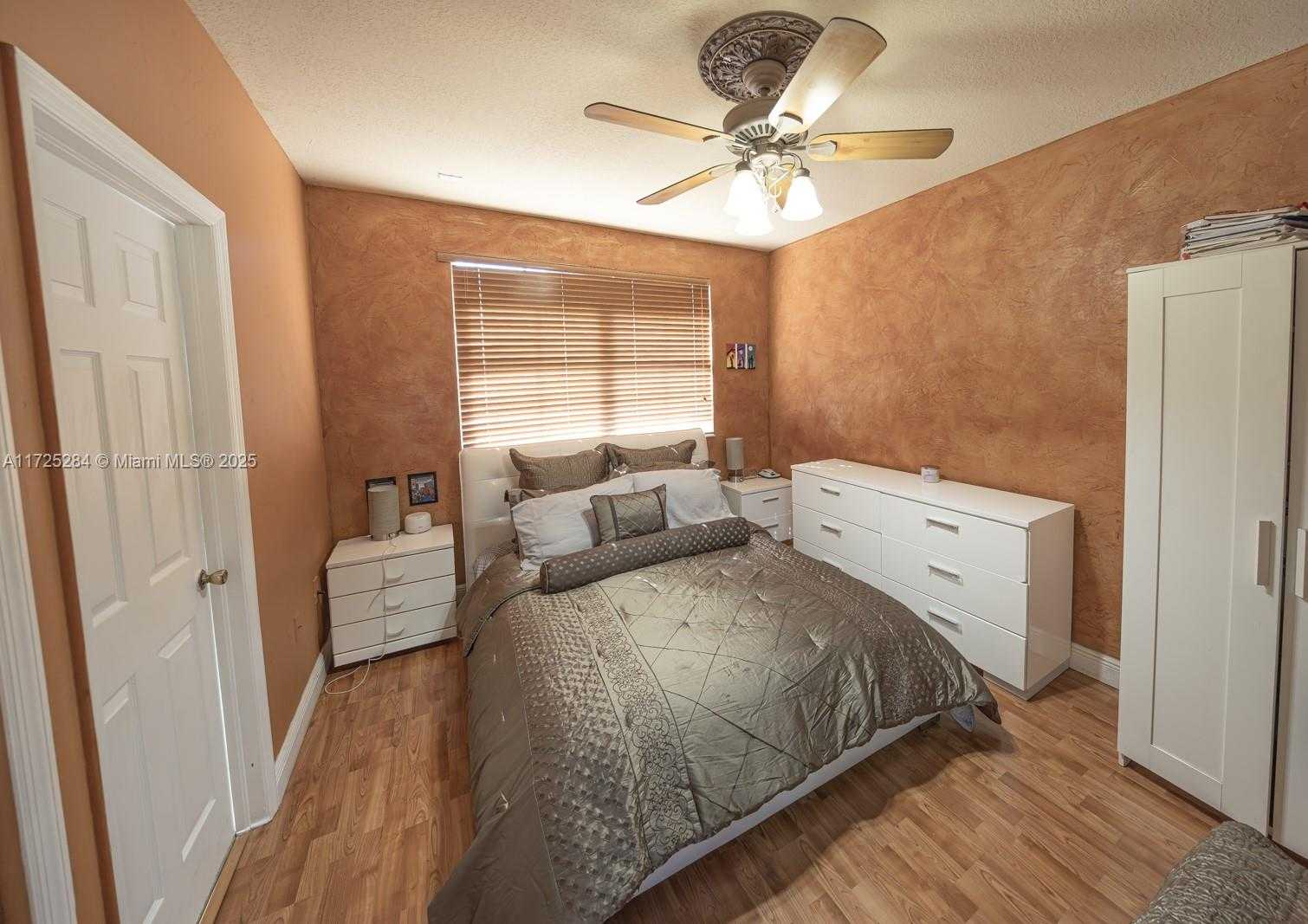 Small Image of 8520 NORTH WEST 139TH TER #1607, Miami Lakes Number 13