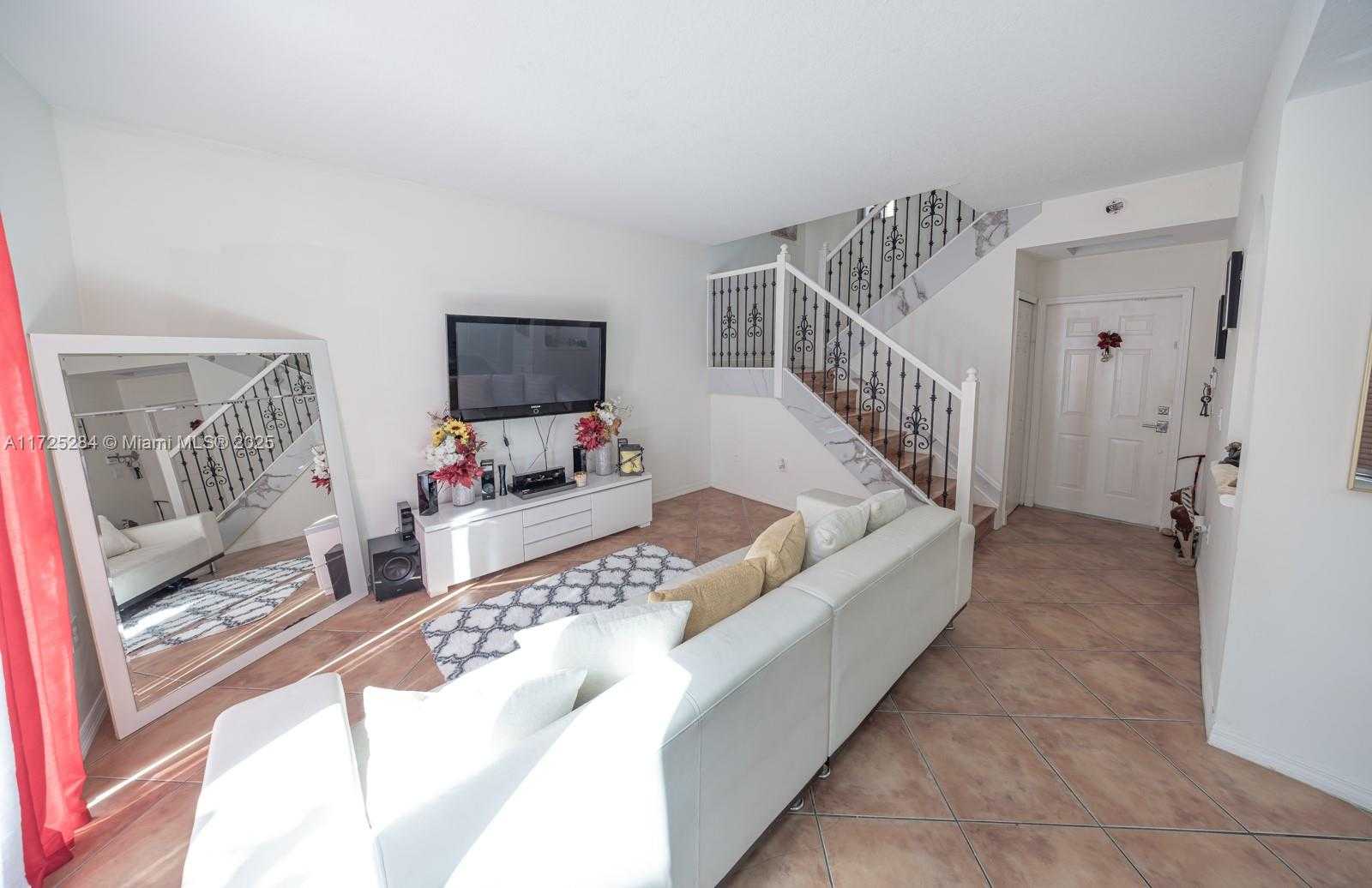 Small Image of 8520 NORTH WEST 139TH TER #1607, Miami Lakes Number 4