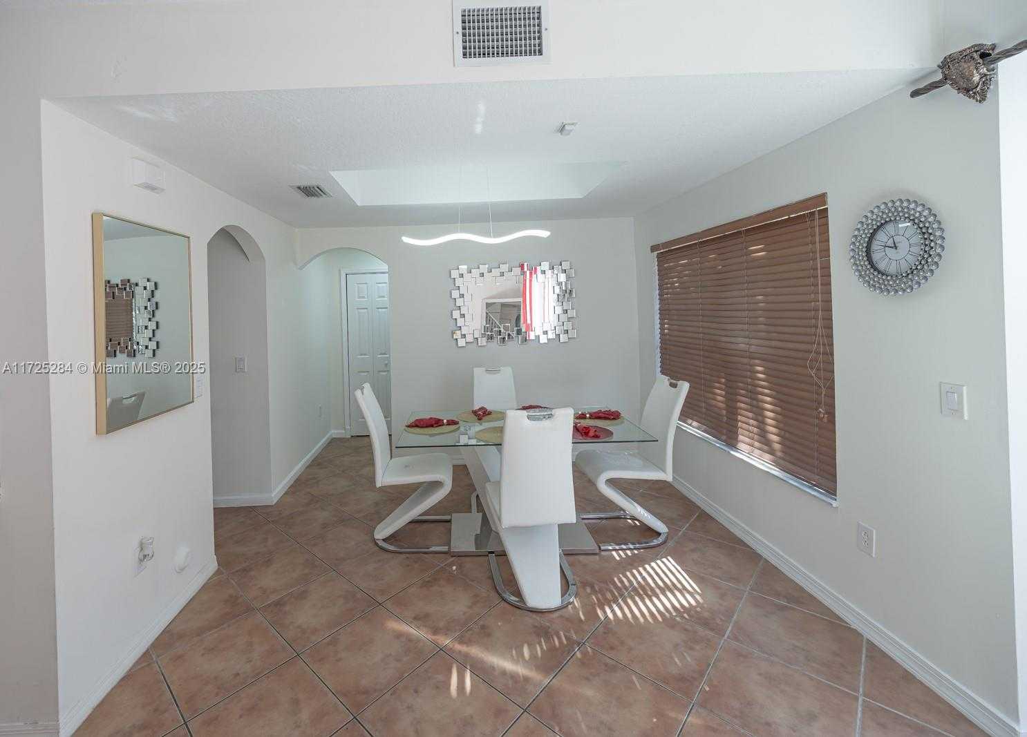 Small Image of 8520 NORTH WEST 139TH TER #1607, Miami Lakes Number 7