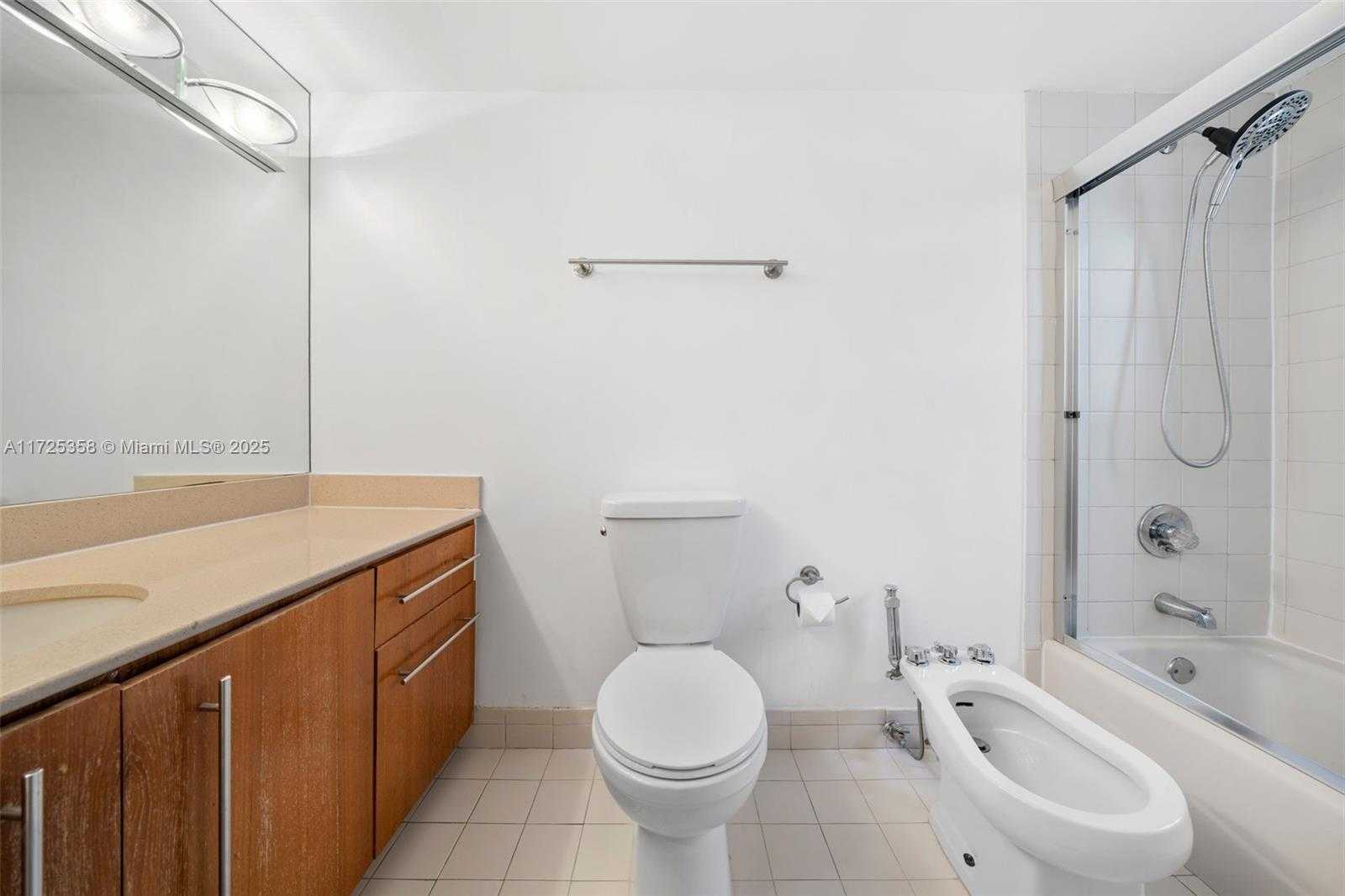 Small Image of 1775 WASHINGTON AVE #4G, Miami Beach Number 11
