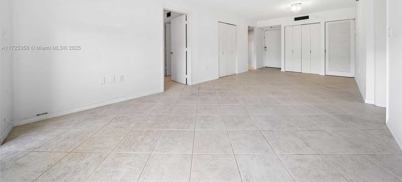Small Image of 1775 WASHINGTON AVE #4G, Miami Beach Number 3