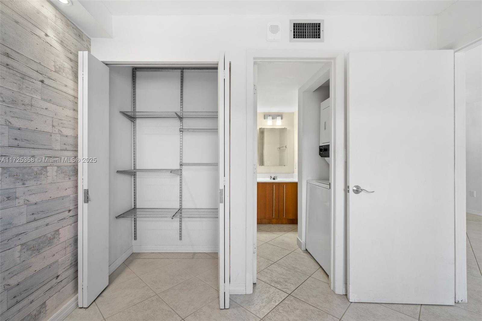 Small Image of 1775 WASHINGTON AVE #4G, Miami Beach Number 6