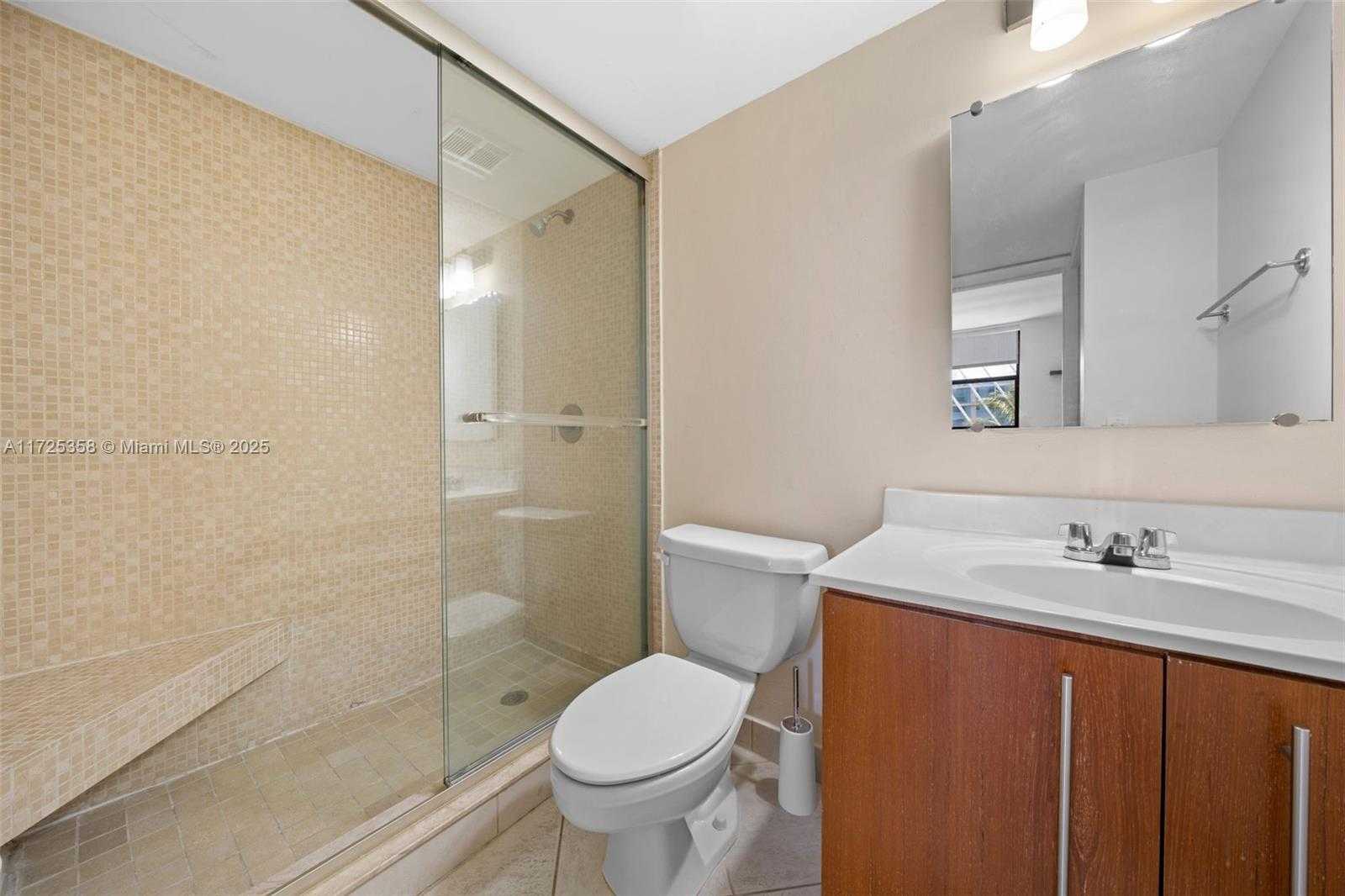 Small Image of 1775 WASHINGTON AVE #4G, Miami Beach Number 7