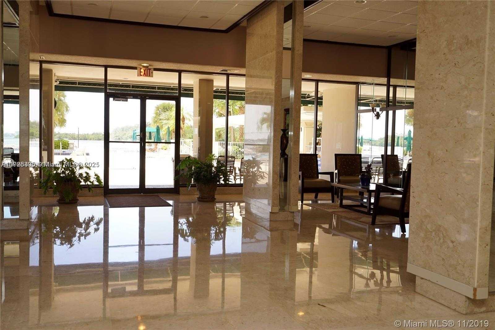 Small Image of 300 BAYVIEW DR #1901, Sunny Isles Beach Number 12