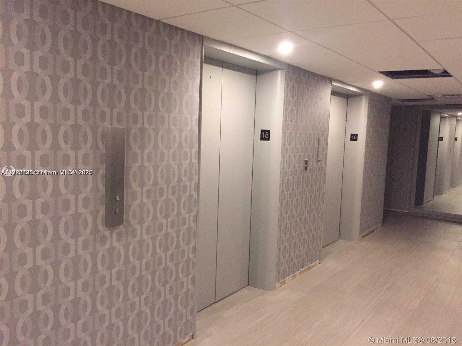 Small Image of 300 BAYVIEW DR #1901, Sunny Isles Beach Number 13