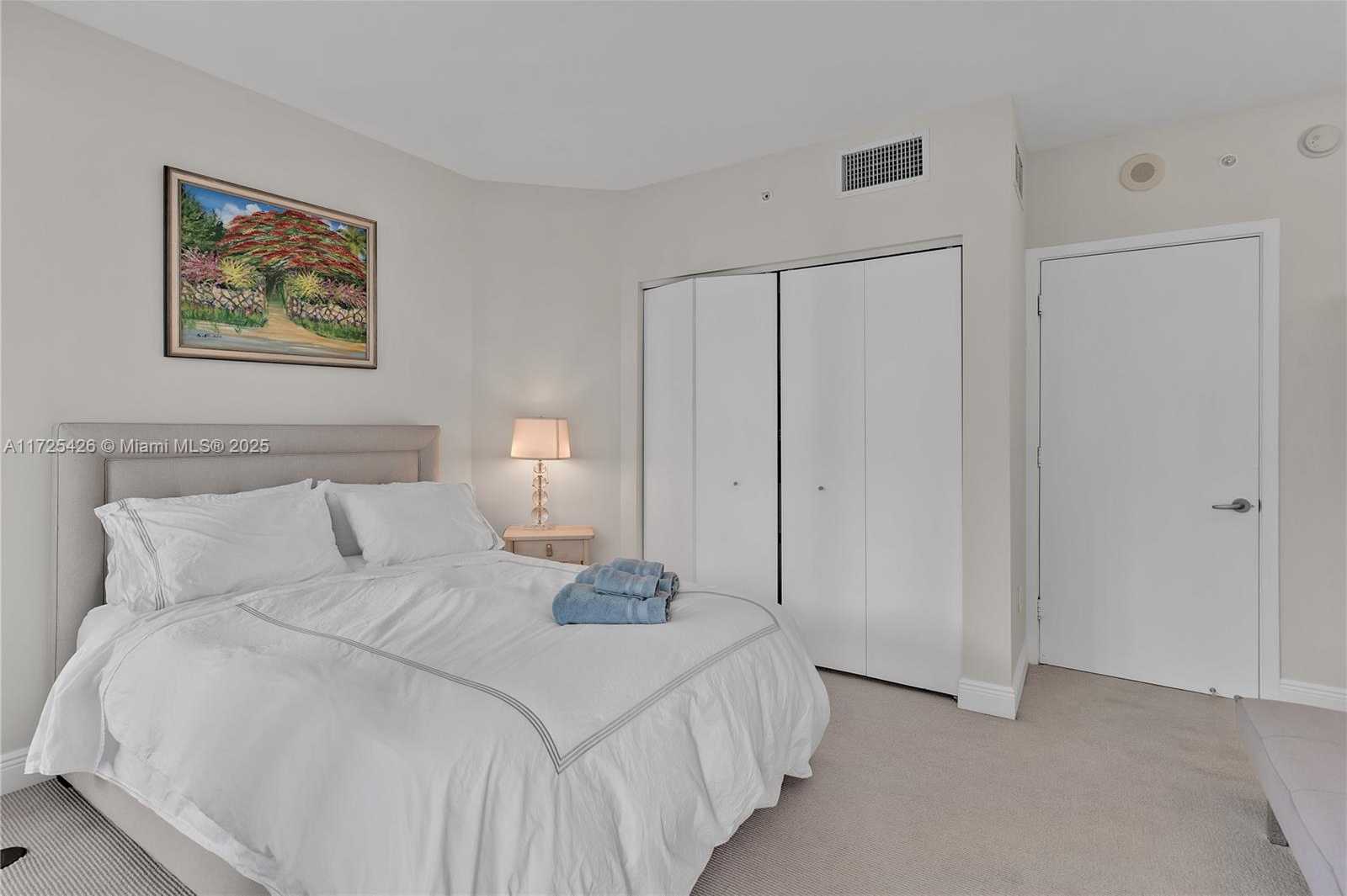 Small Image of 1331 BRICKELL BAY DR #2007, Miami Number 12