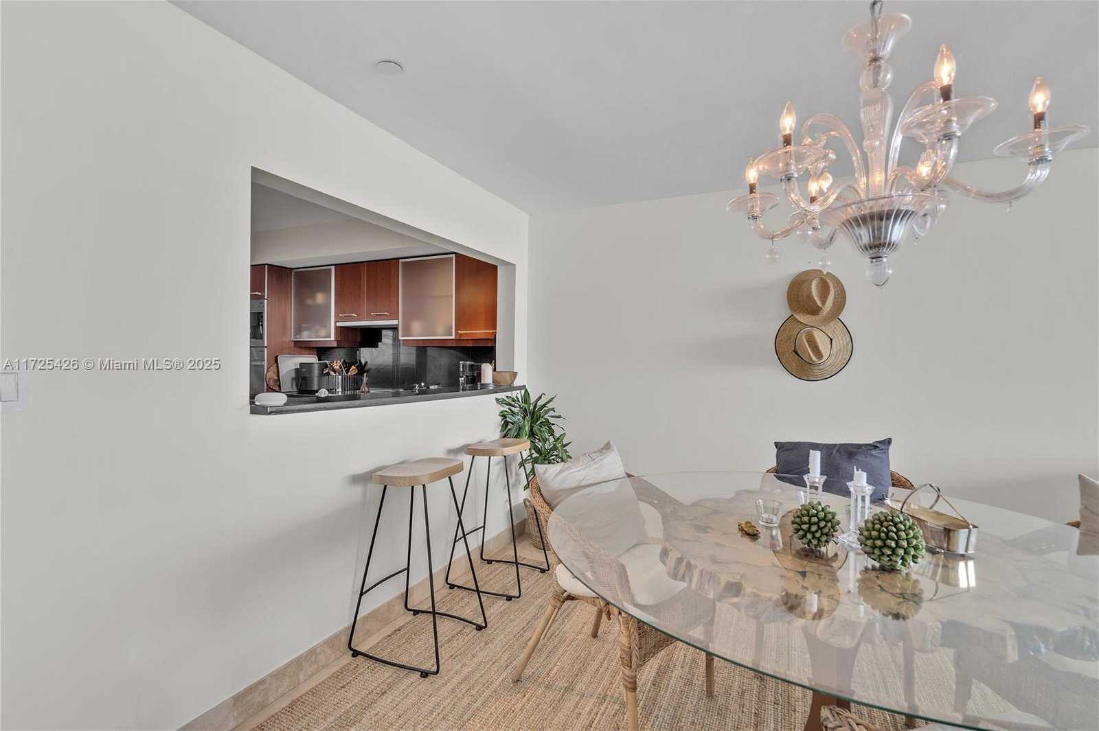 Small Image of 1331 BRICKELL BAY DR #2007, Miami Number 14