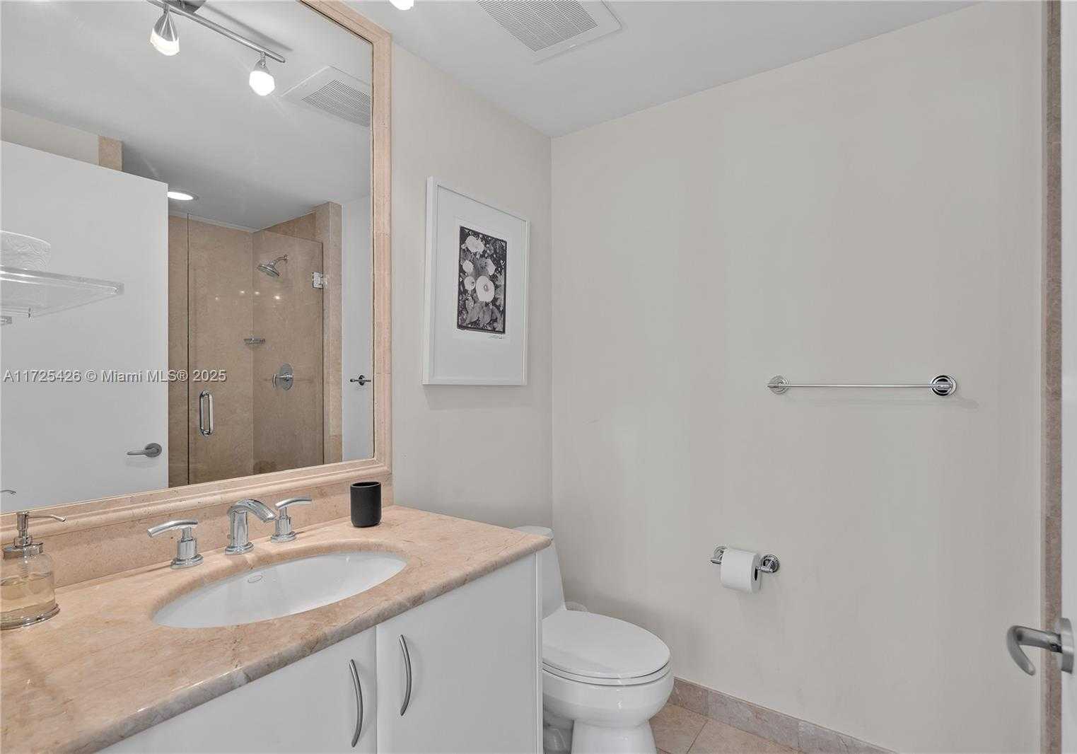 Small Image of 1331 BRICKELL BAY DR #2007, Miami Number 26