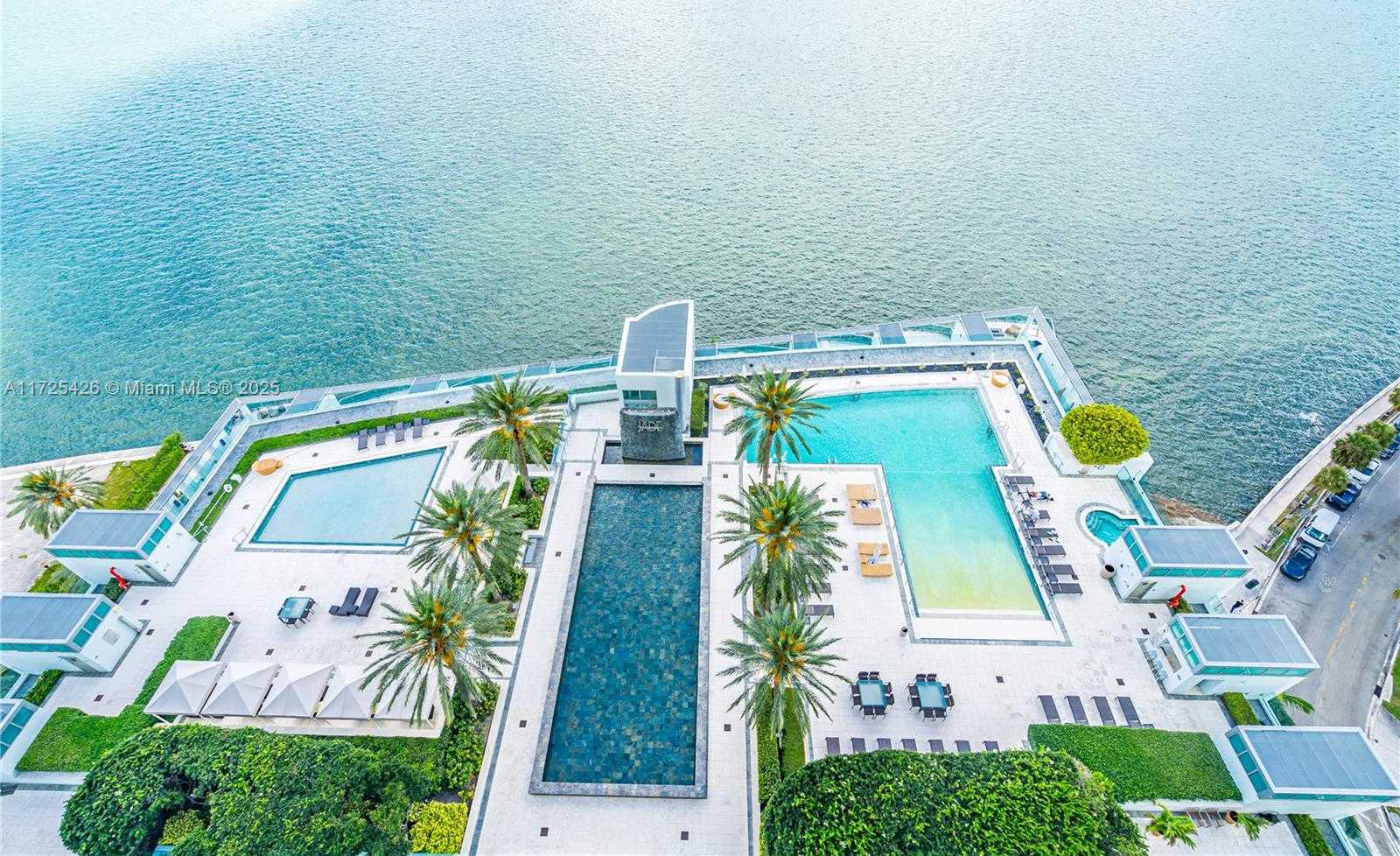 Small Image of 1331 BRICKELL BAY DR #2007, Miami Number 32