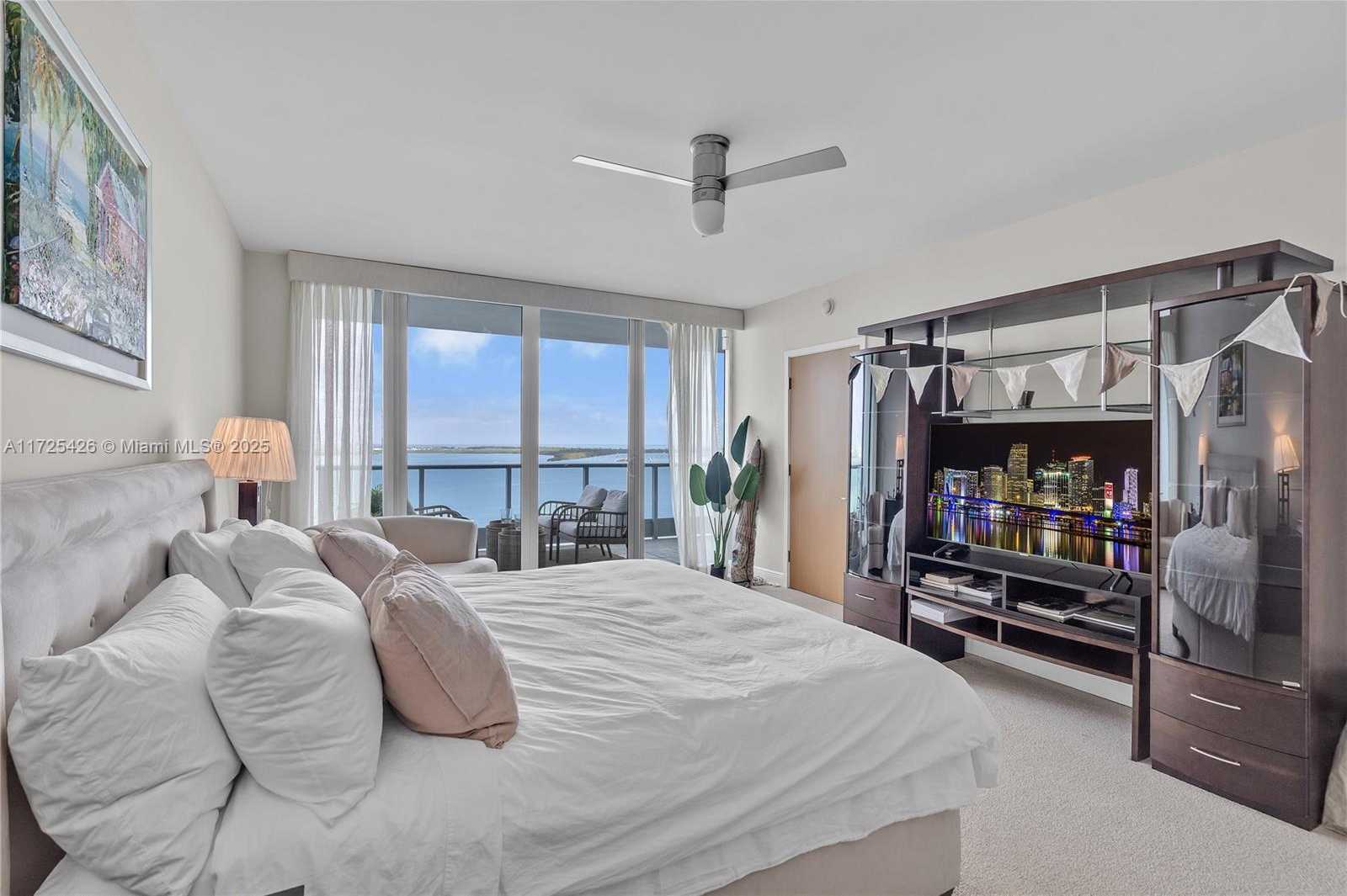 Small Image of 1331 BRICKELL BAY DR #2007, Miami Number 5