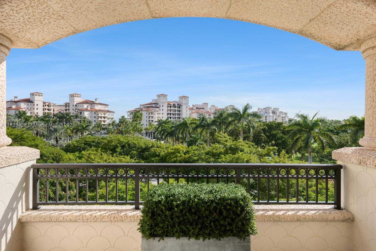 Small Image of 7041 FISHER ISLAND DR #7041, Miami Beach Number 19