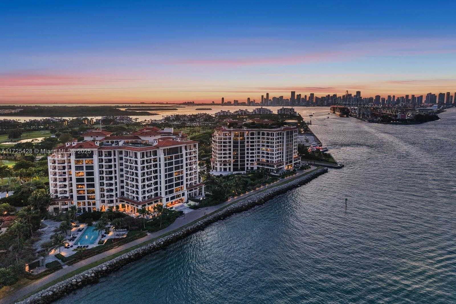Small Image of 7041 FISHER ISLAND DR #7041, Miami Beach Number 29