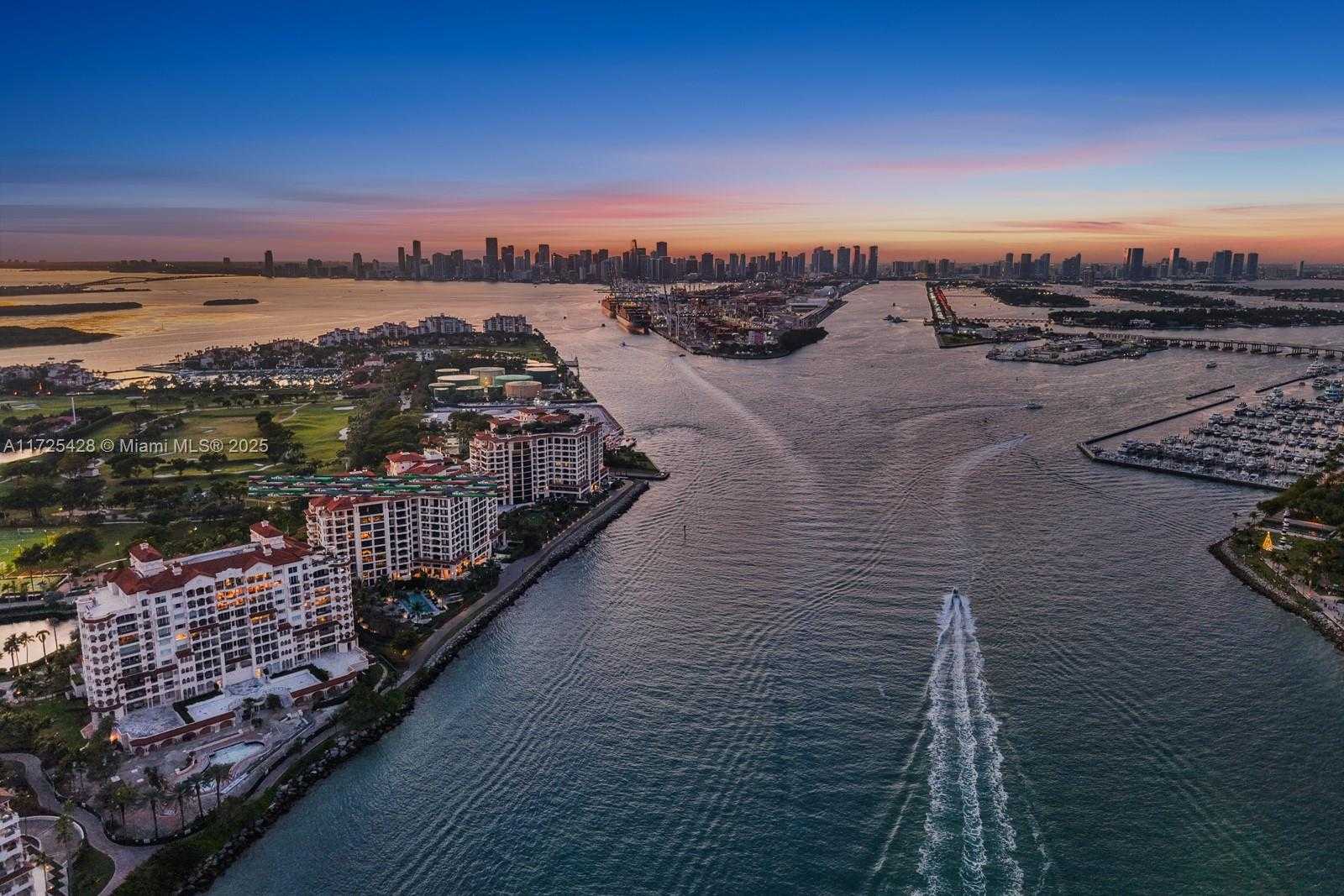Small Image of 7041 FISHER ISLAND DR #7041, Miami Beach Number 30
