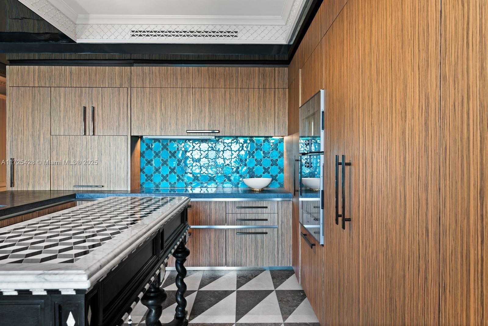 Small Image of 7041 FISHER ISLAND DR #7041, Miami Beach Number 6
