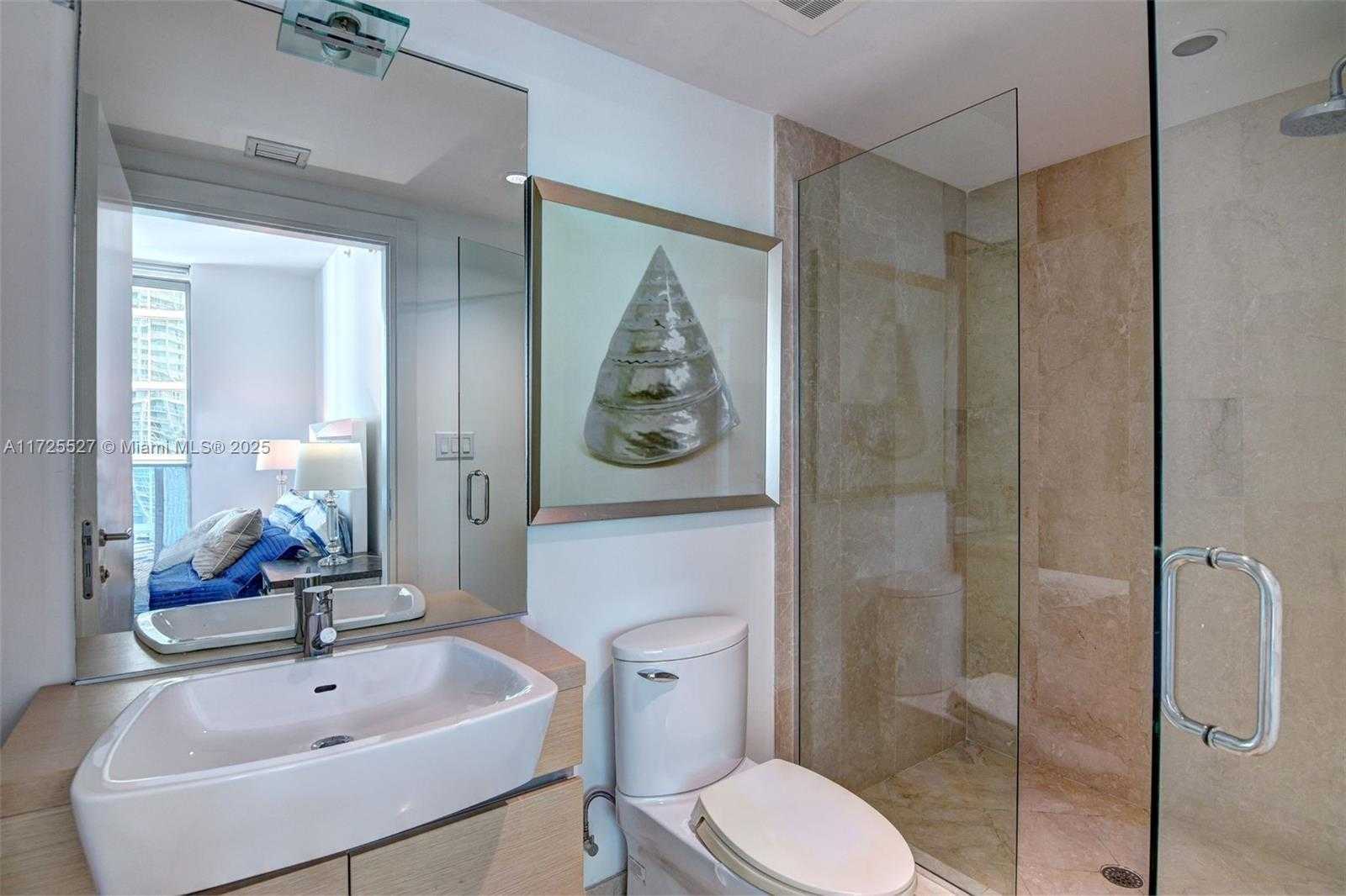 Small Image of 200 BISCAYNE BOULEVARD WAY #3901, Miami Number 30