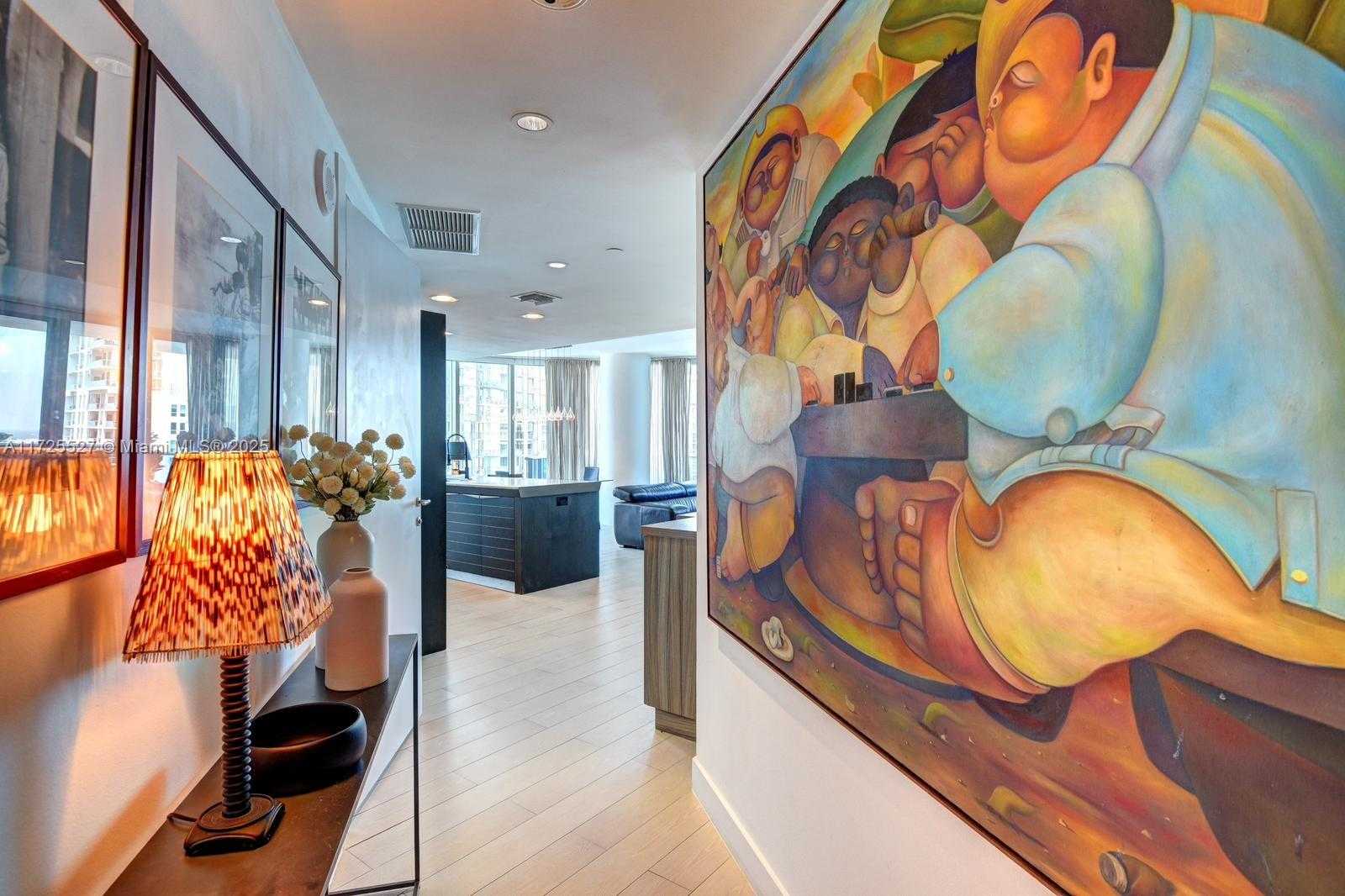 Small Image of 200 BISCAYNE BOULEVARD WAY #3901, Miami Number 38
