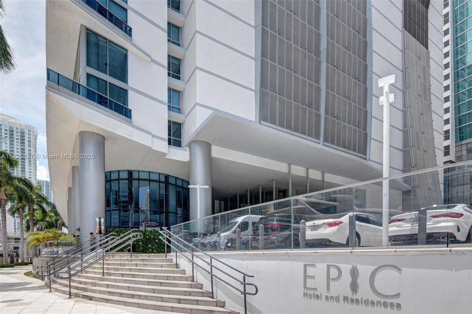 Small Image of 200 BISCAYNE BOULEVARD WAY #3901, Miami Number 44