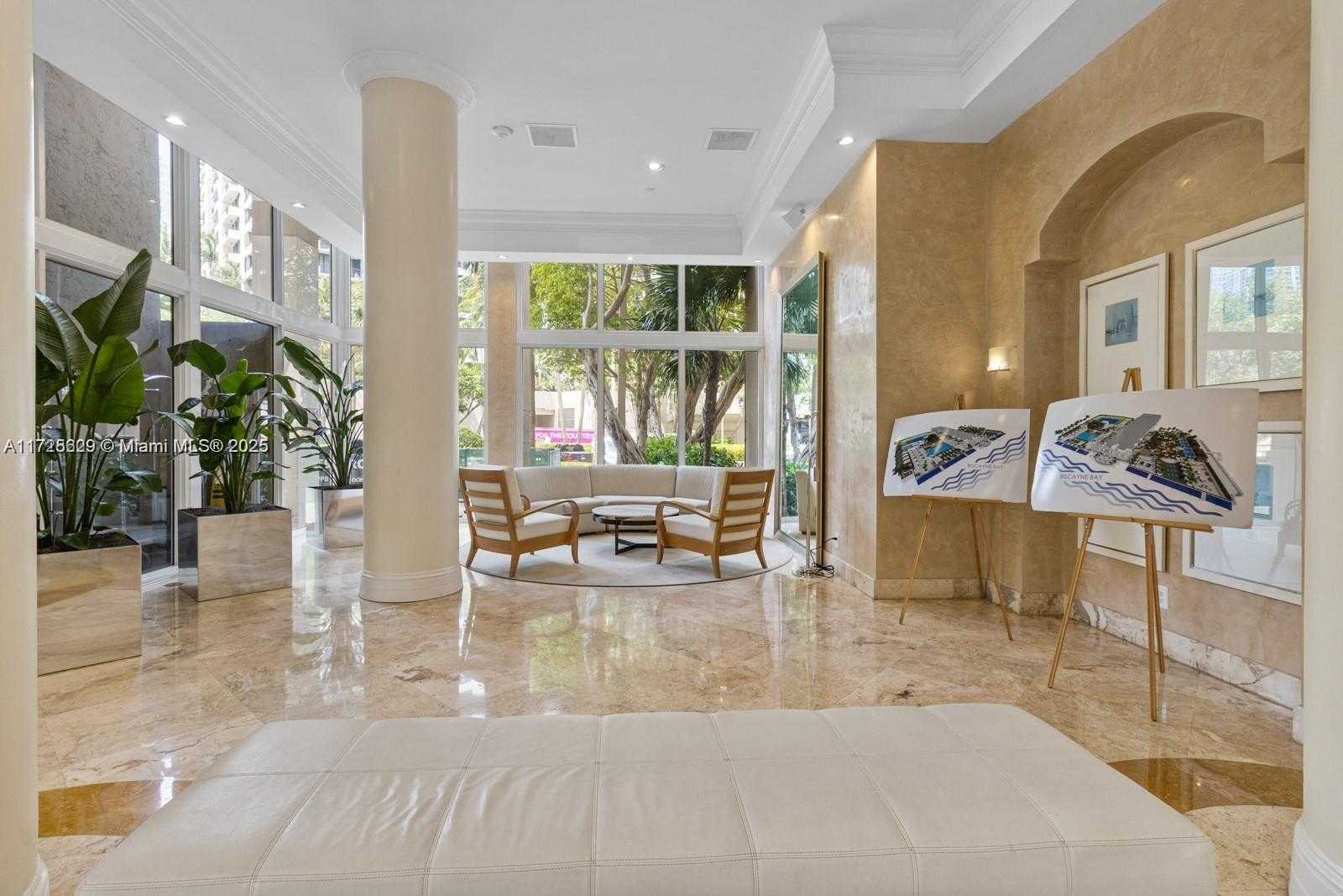 Small Image of 770 CLAUGHTON ISLAND DR #PH21, Miami Number 27