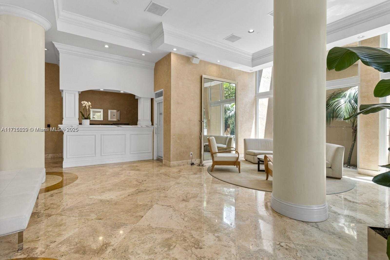 Small Image of 770 CLAUGHTON ISLAND DR #PH21, Miami Number 28