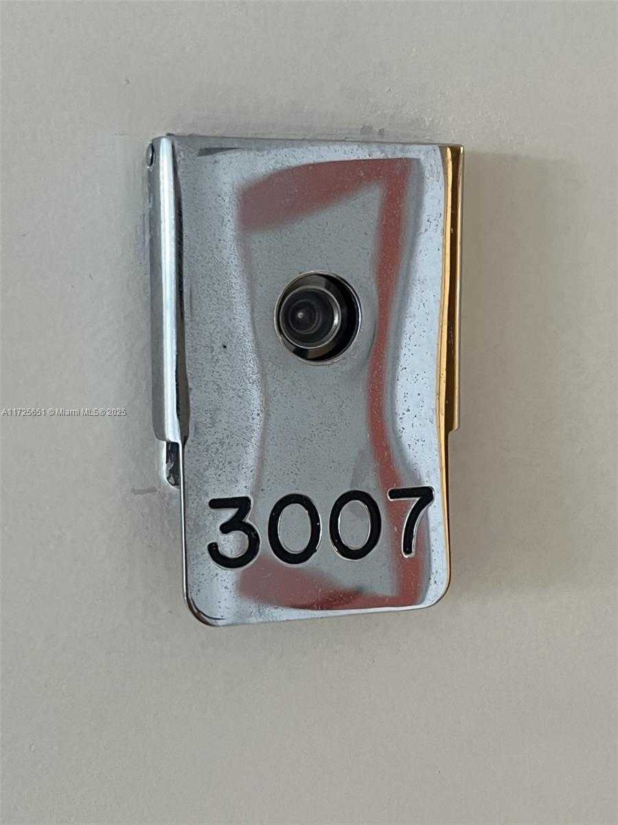 Small Image of 3530 MYSTIC POINTE DR #3007, Aventura Number 21