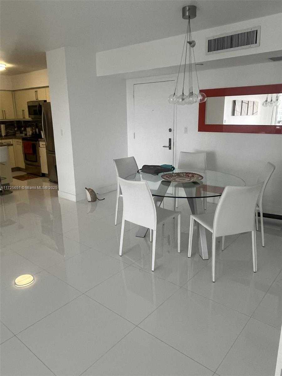 Small Image of 3530 MYSTIC POINTE DR #3007, Aventura Number 7