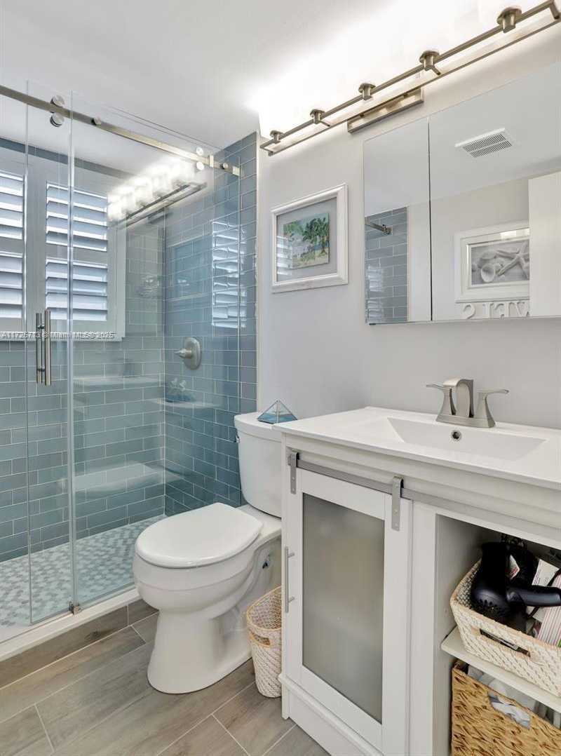 Small Image of 285 VENTNOR S #285, Deerfield Beach Number 14