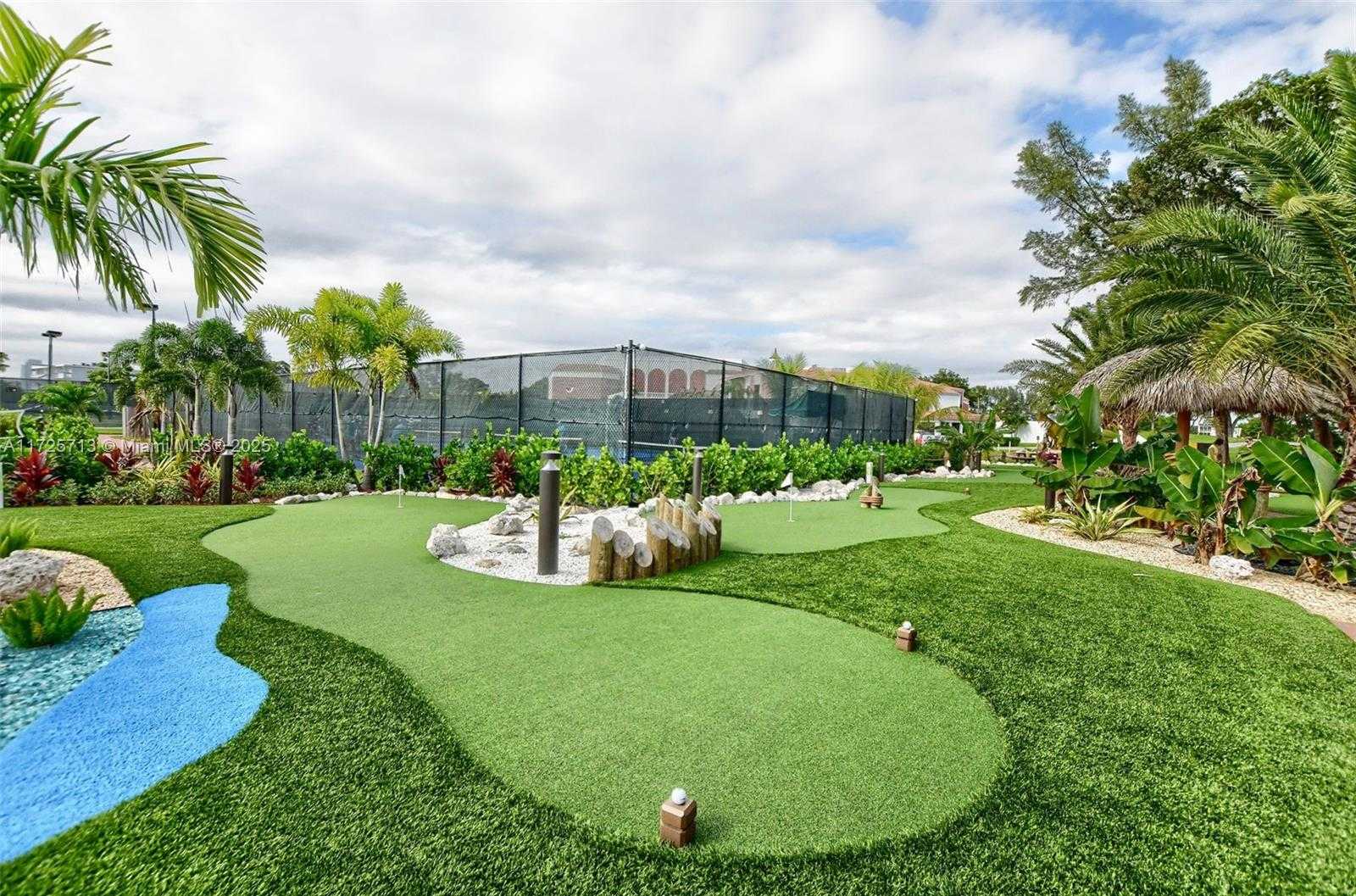 Small Image of 285 VENTNOR S #285, Deerfield Beach Number 26